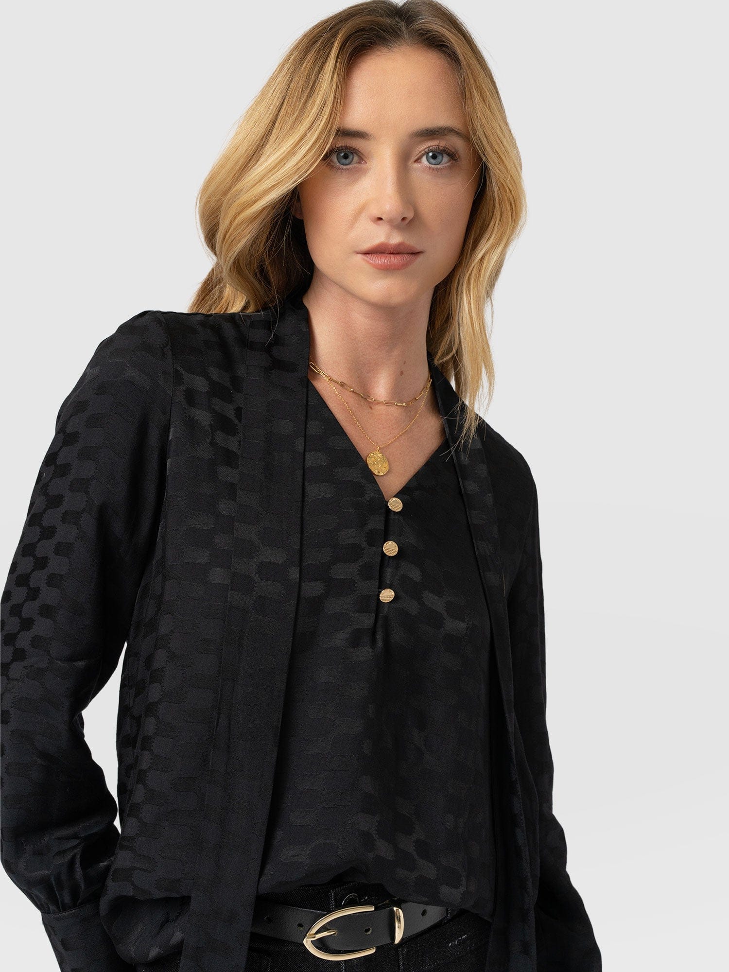 Joselyn V Neck Blouse - Black Jacquard - Women's Blouses | Saint + Sofia® EU