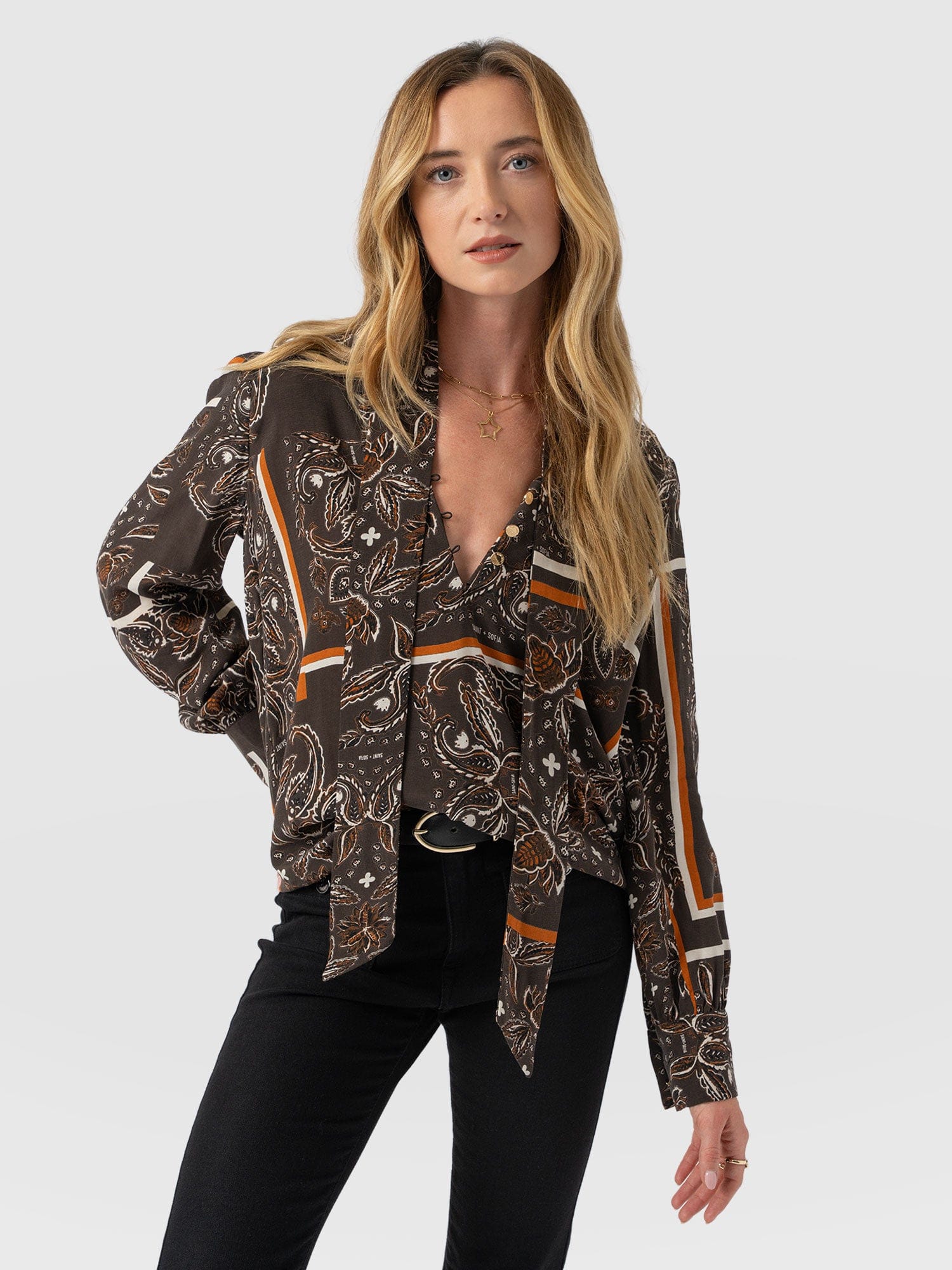 Joselyn V Neck Blouse - Brown Paisley - Women's Blouses | Saint + Sofia? EU