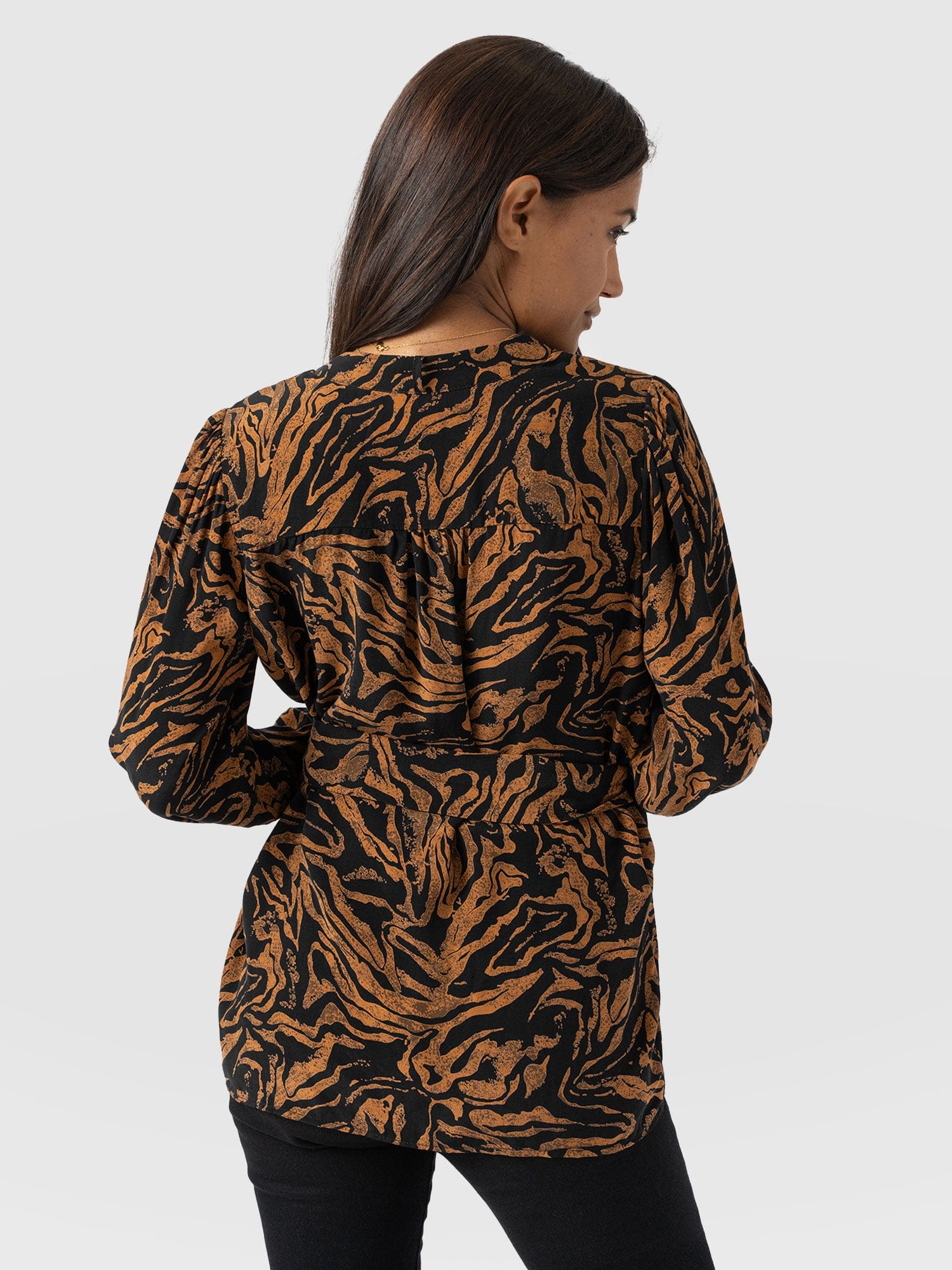 Joselyn V Neck Blouse - Brown Zebra - Women's Blouses | Saint + Sofia® EU
