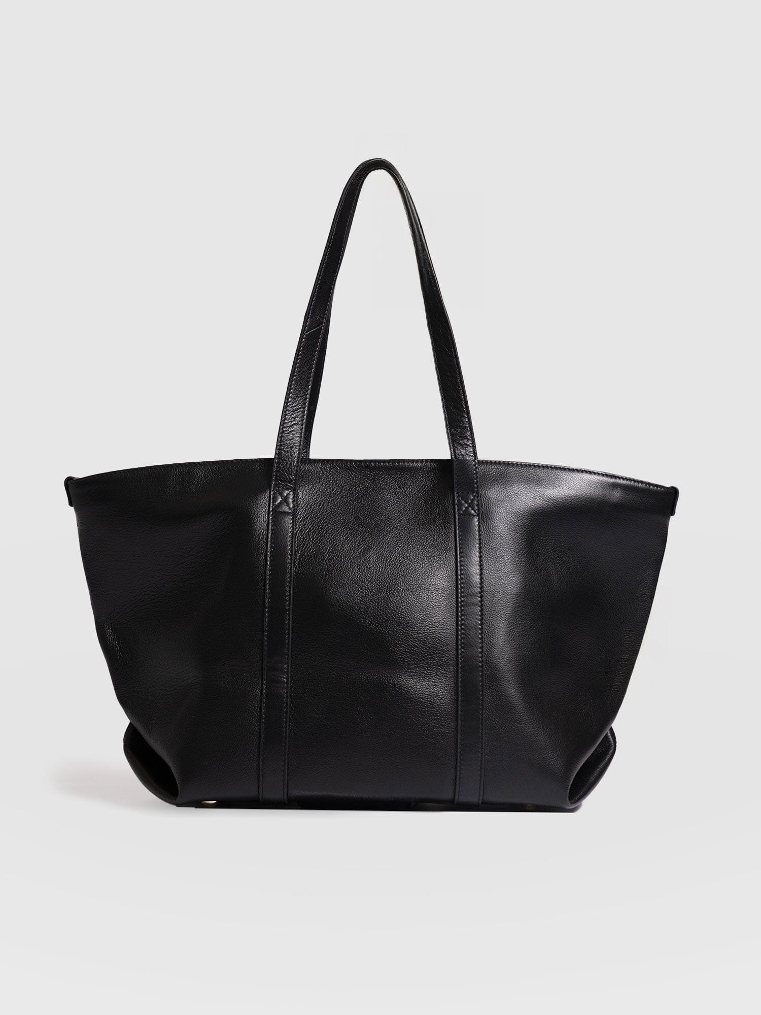 Kara Shopper Bag - Black Leather - Women's Handbags | Saint + Sofia® EU