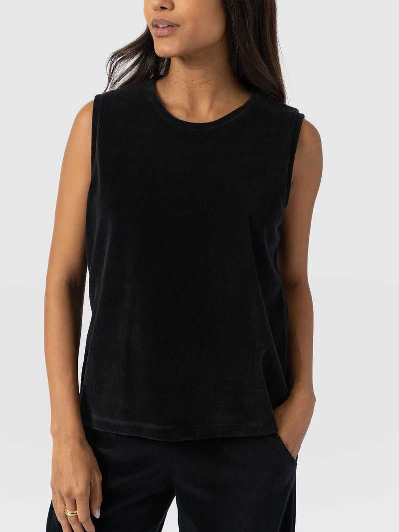 Keller Vest - Black Velvet - Women's T-shirts | Saint + Sofia® EU