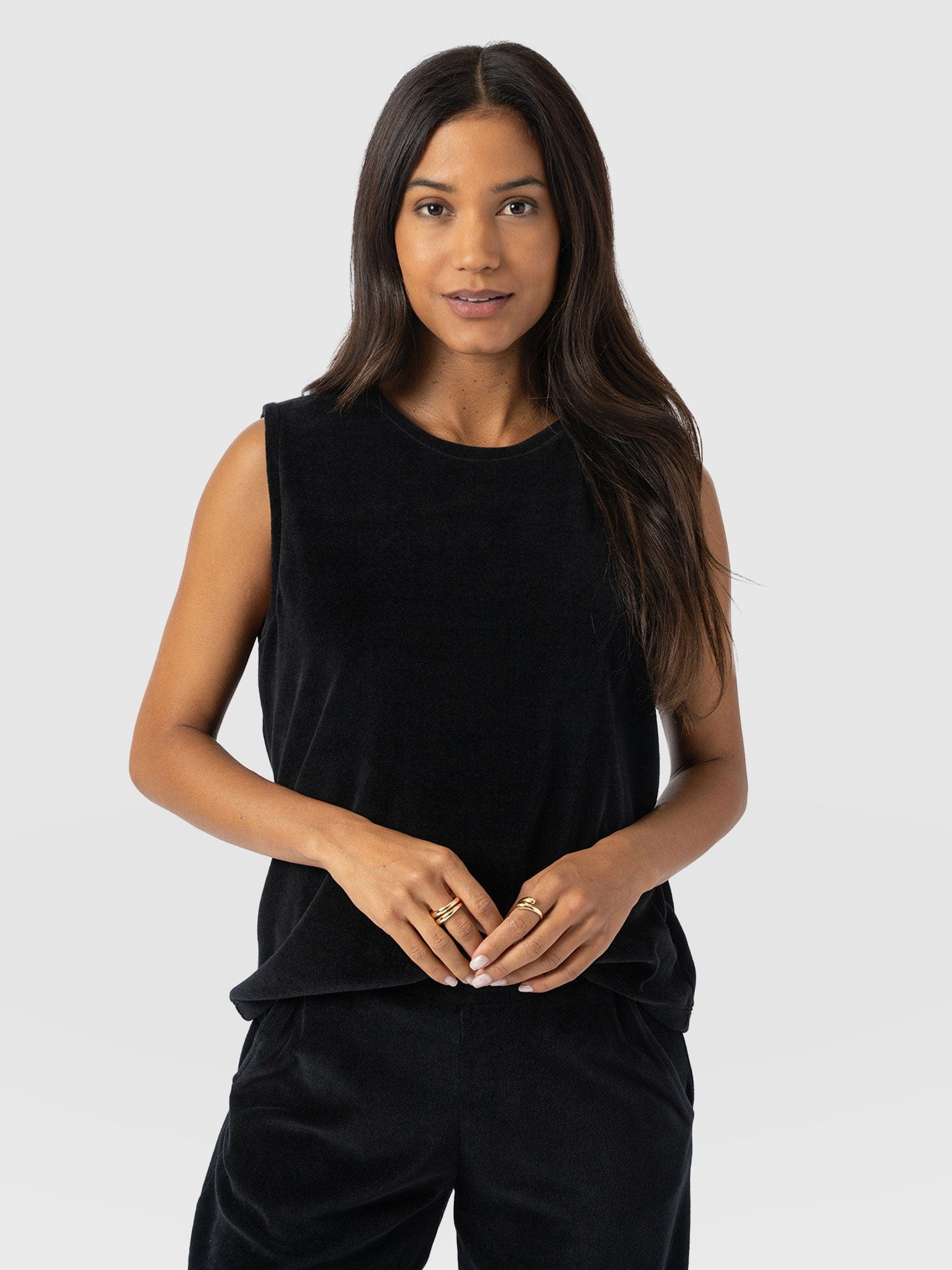 Keller Vest - Black Velvet - Women's T-shirts | Saint + Sofia® EU