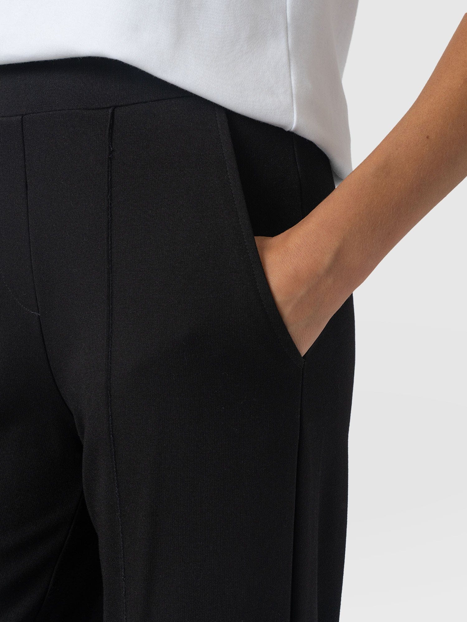 Keller Wide Leg Pant Black - Women's Trousers | Saint + Sofia® EU