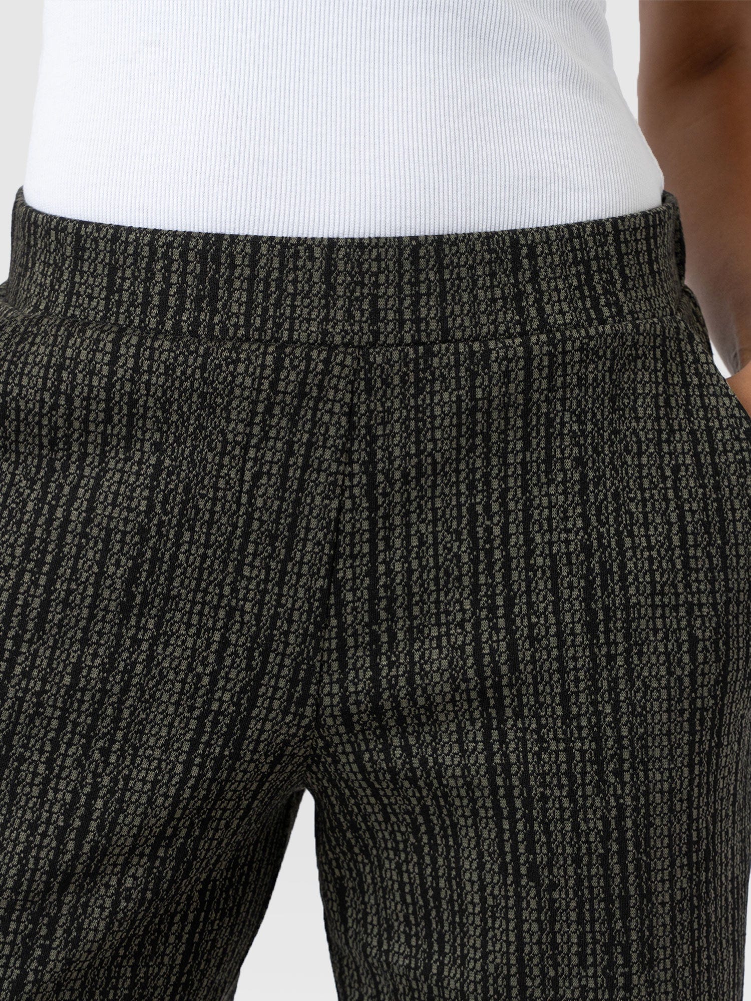 Keller Wide Leg Pant Green Texture - Women's Trousers | Saint + Sofia® EU