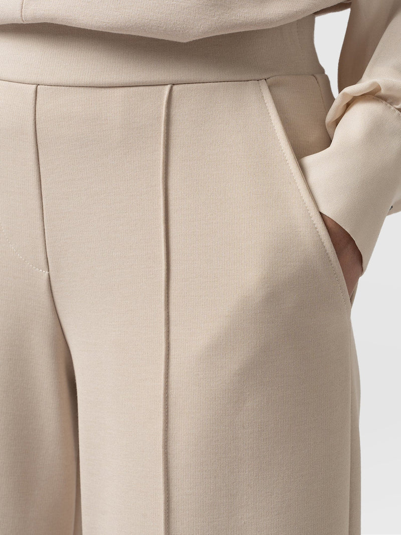 Keller Wide Leg Pant Light Beige - Women's Trousers | Saint + Sofia® EU