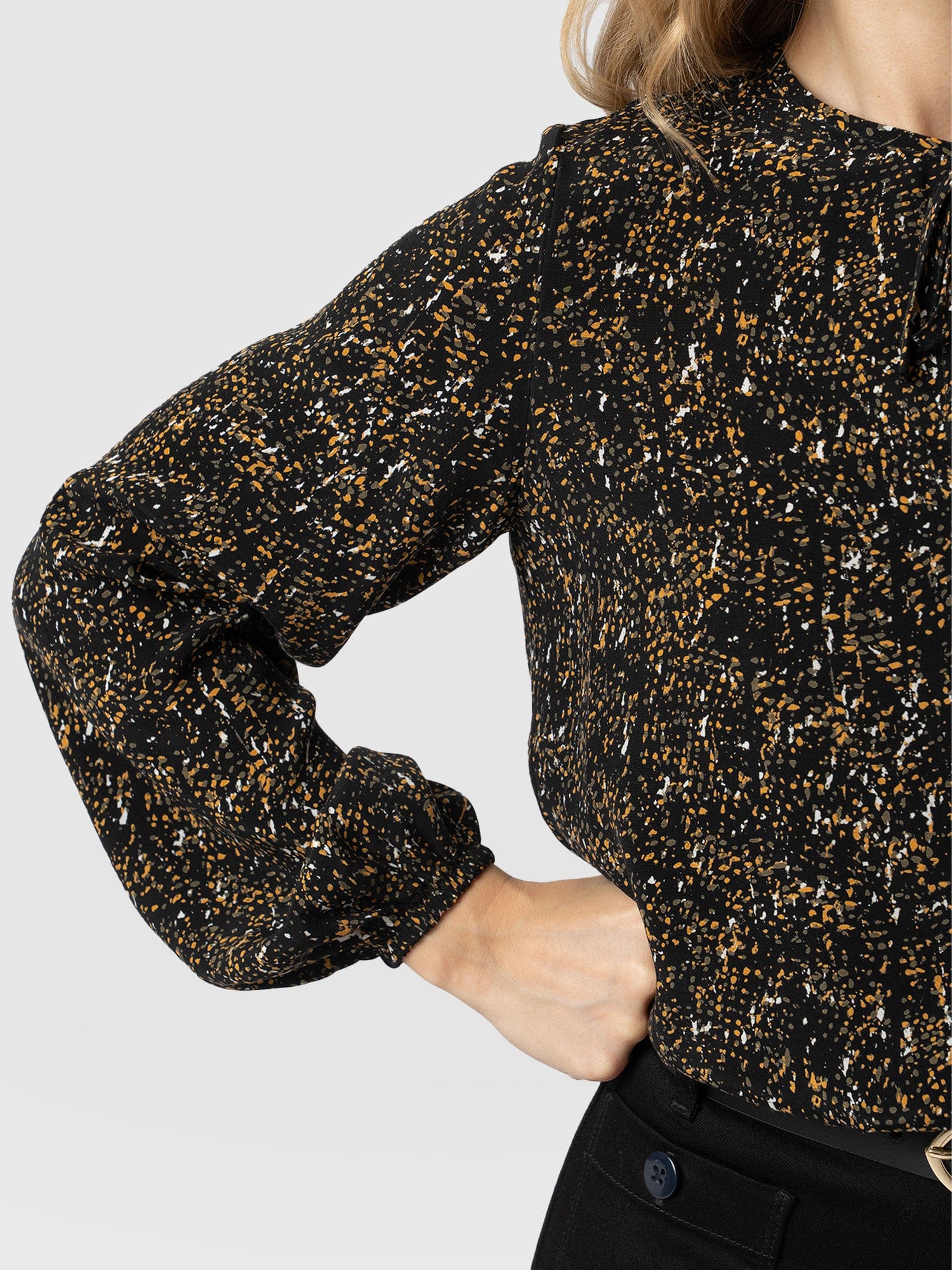 Kristen Blouse Green Ditsy Leopard - Women's Blouses | Saint + Sofia® EU