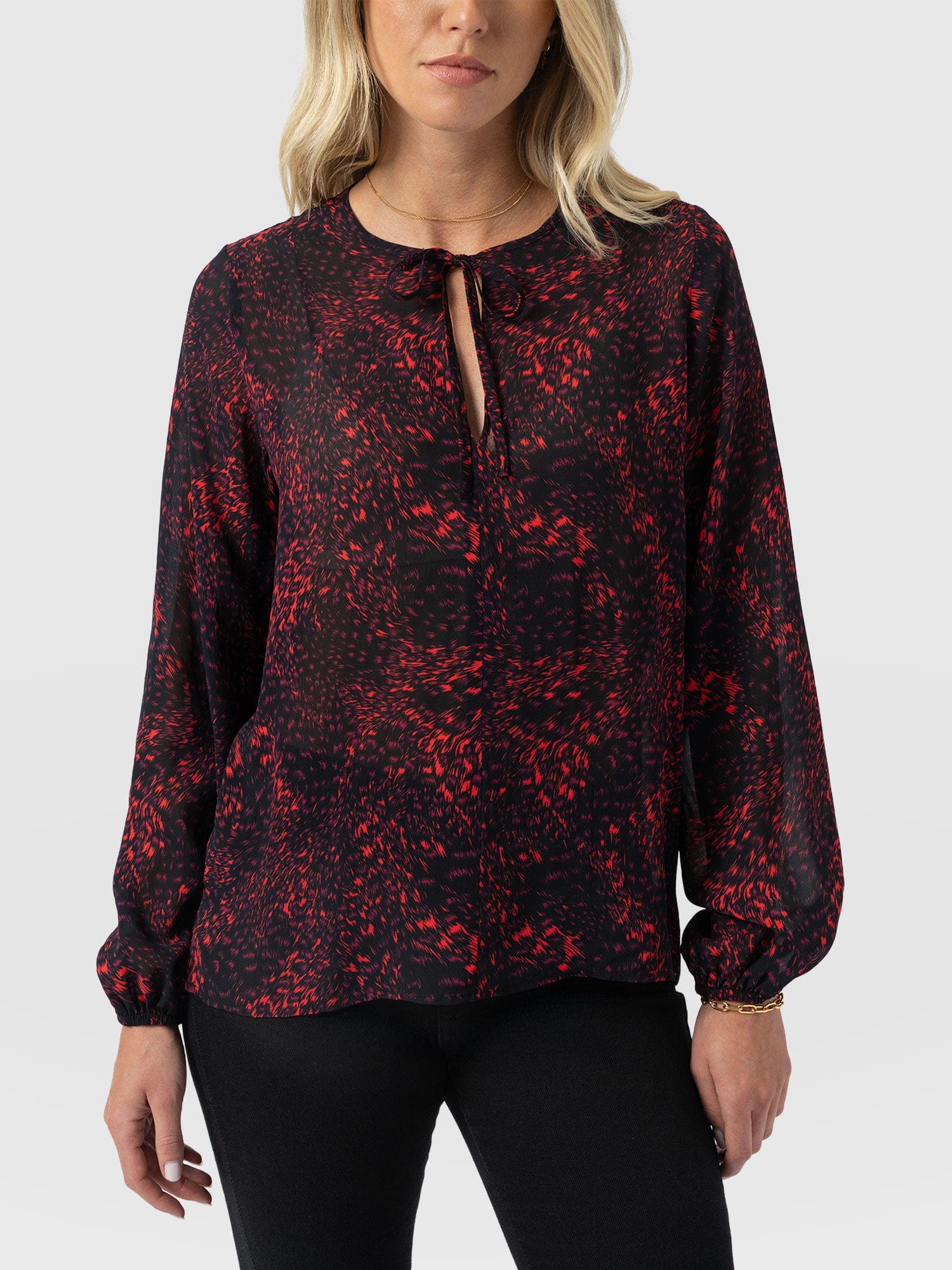 Kristen Blouse - Red Fade Spot - Women's Blouses | Saint + Sofia® EU