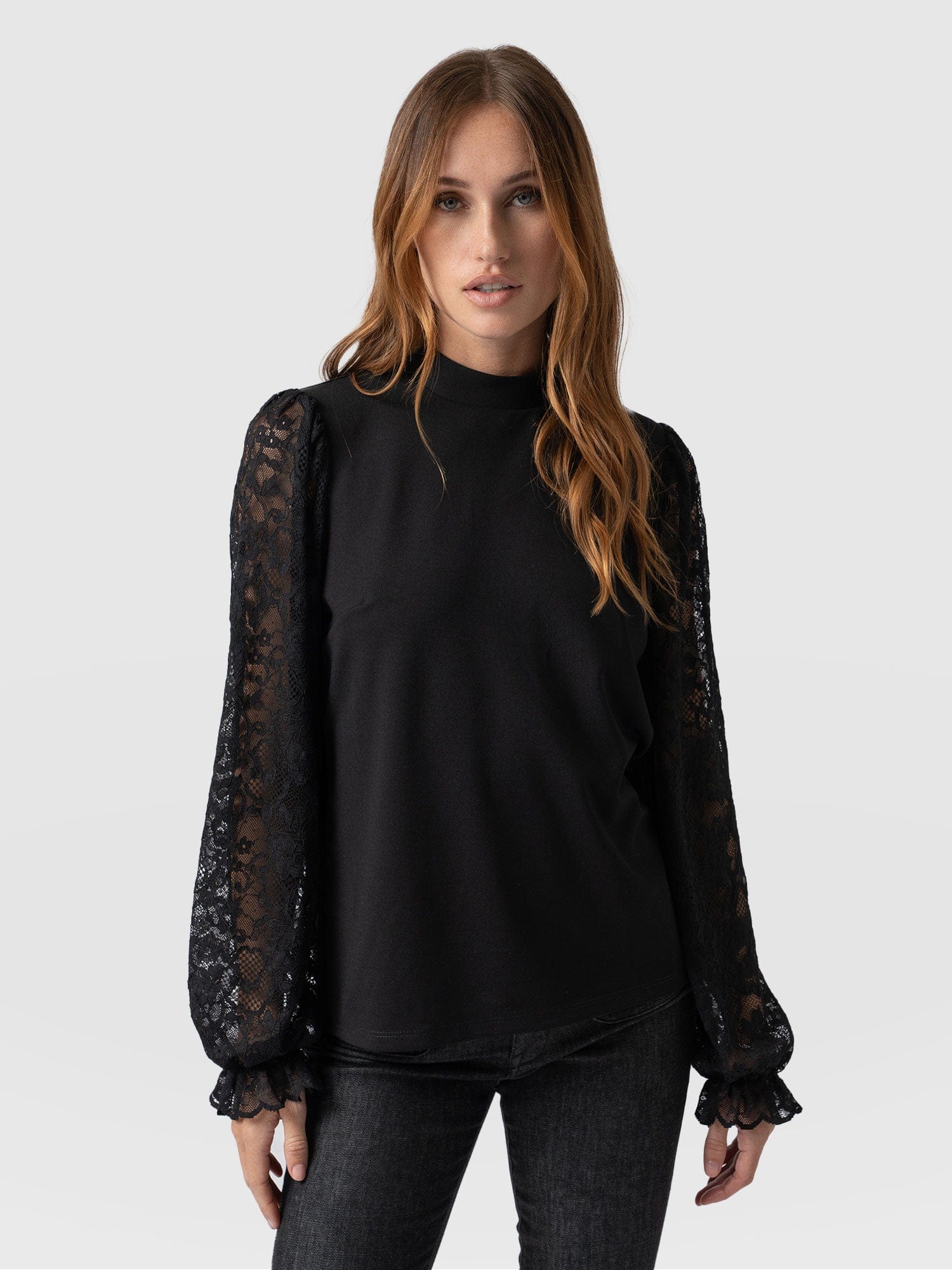 Lace Penny Puff Long Sleeve Top Black - Women's T-Shirts | Saint + Sofia® EU