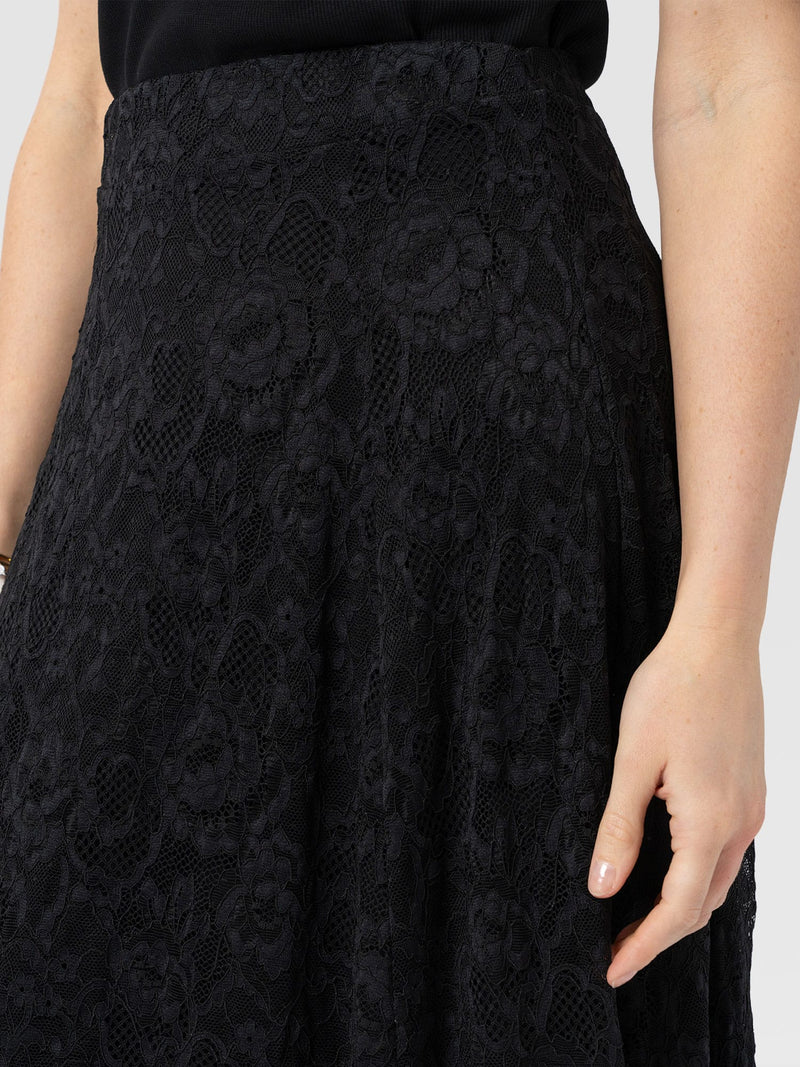 Lana A - Line Skirt - Black Lace - Women's Skirts | Saint + Sofia® EU