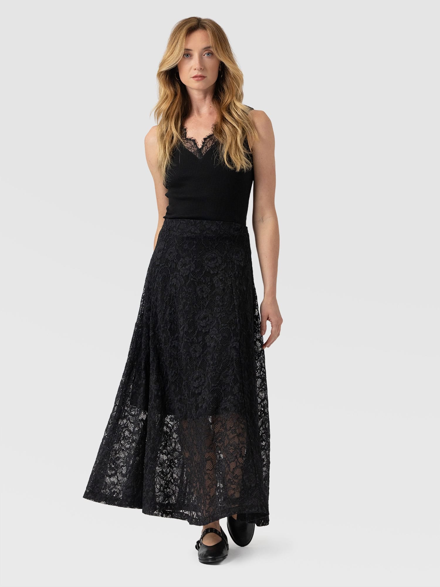 Lana A - Line Skirt - Black Lace - Women's Skirts | Saint + Sofia® EU