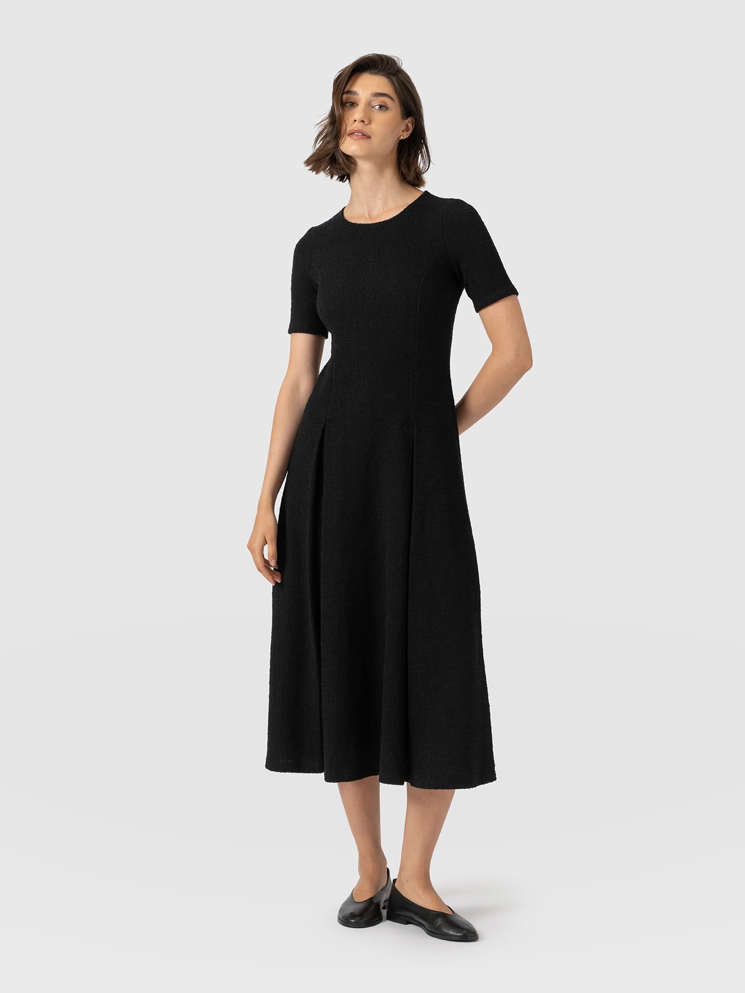 Lana Pleated Short Sleeve Dress - Black Boucle - Women's Dresses | Saint and Sofia® EU
