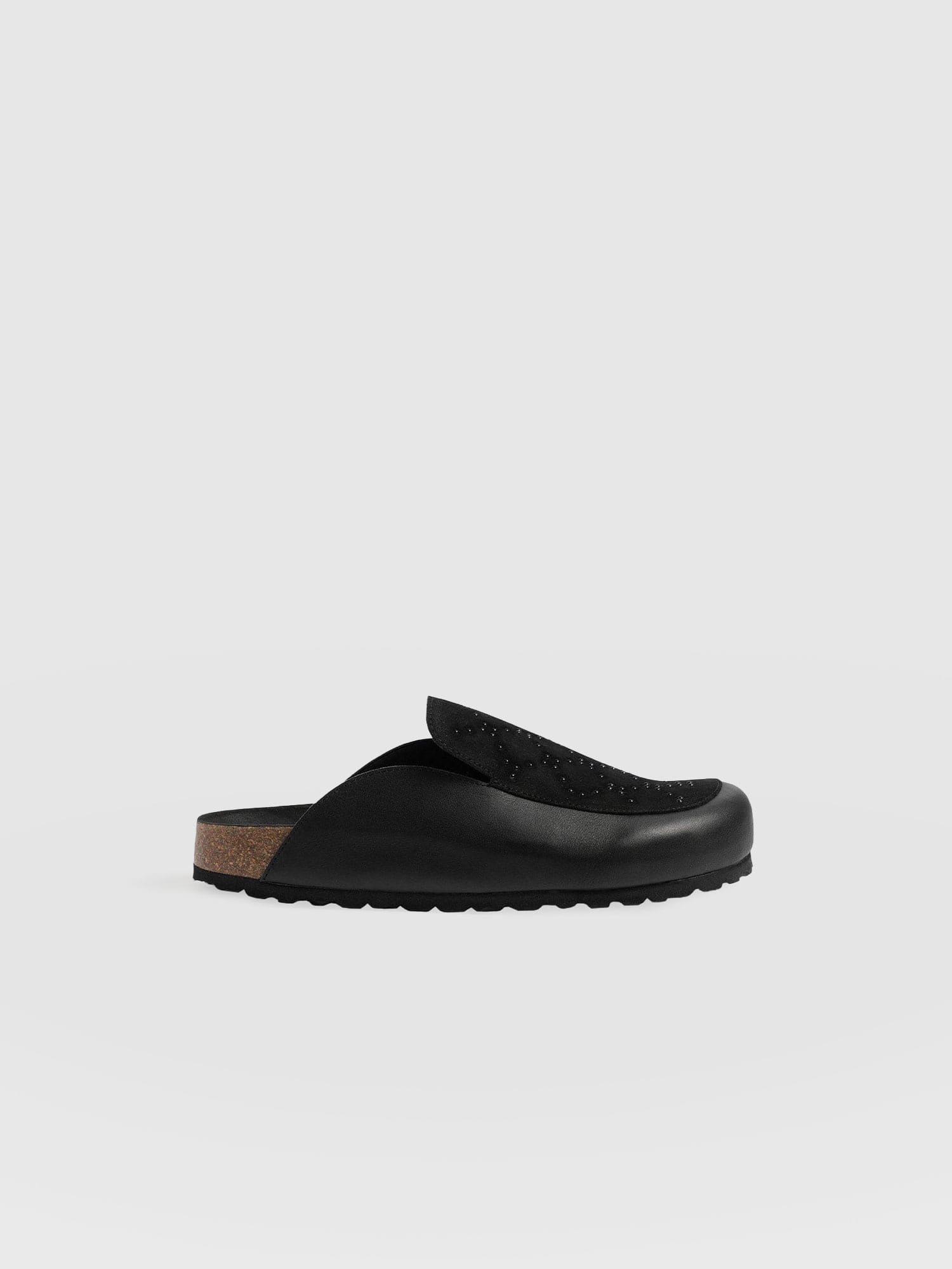 Lottie Studded Clogs Black - Women's Shoes | Saint + Sofia® EU