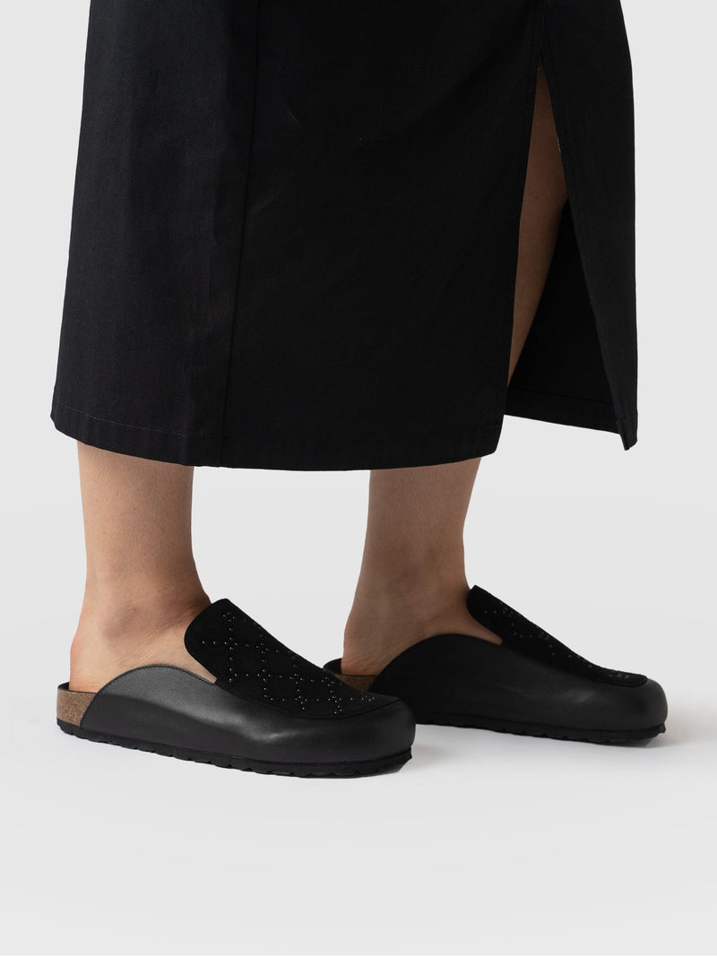 Lottie Studded Clogs Black - Women's Shoes | Saint + Sofia® EU