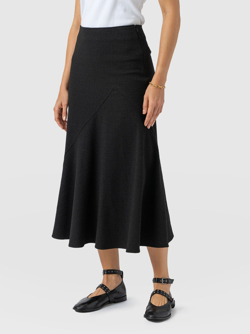 Lumi Panelled Skirt  - Black Boucle - Women's Skirts | Saint + Sofia® EU