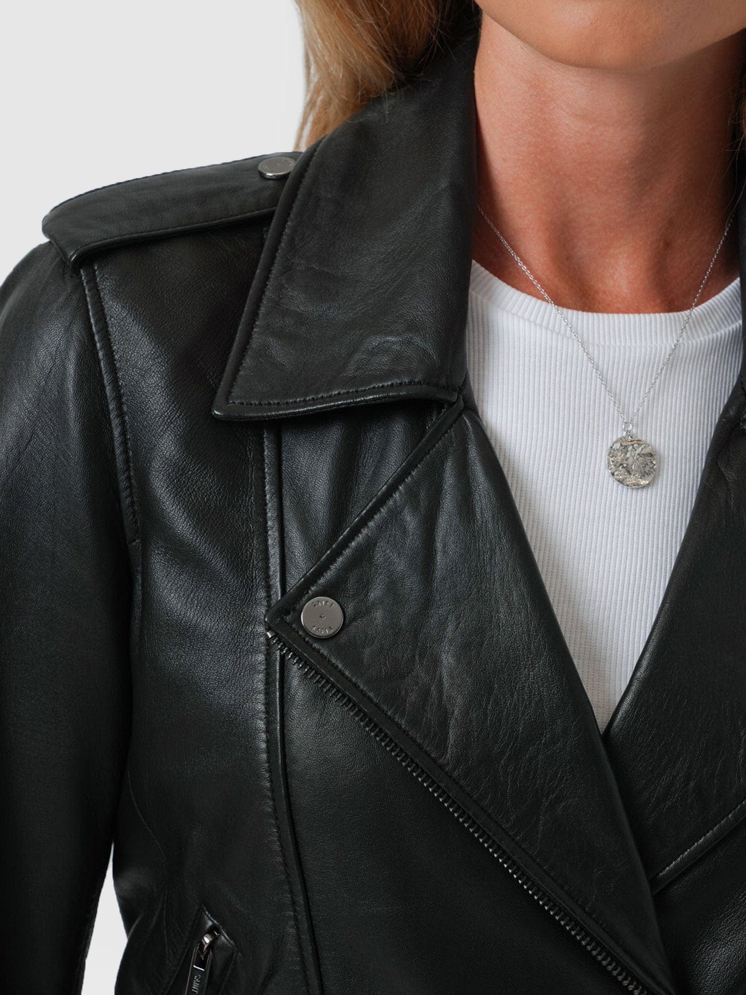 Luther Leather Jacket Black - Women's Leather Jacket | Saint + Sofia® UEU