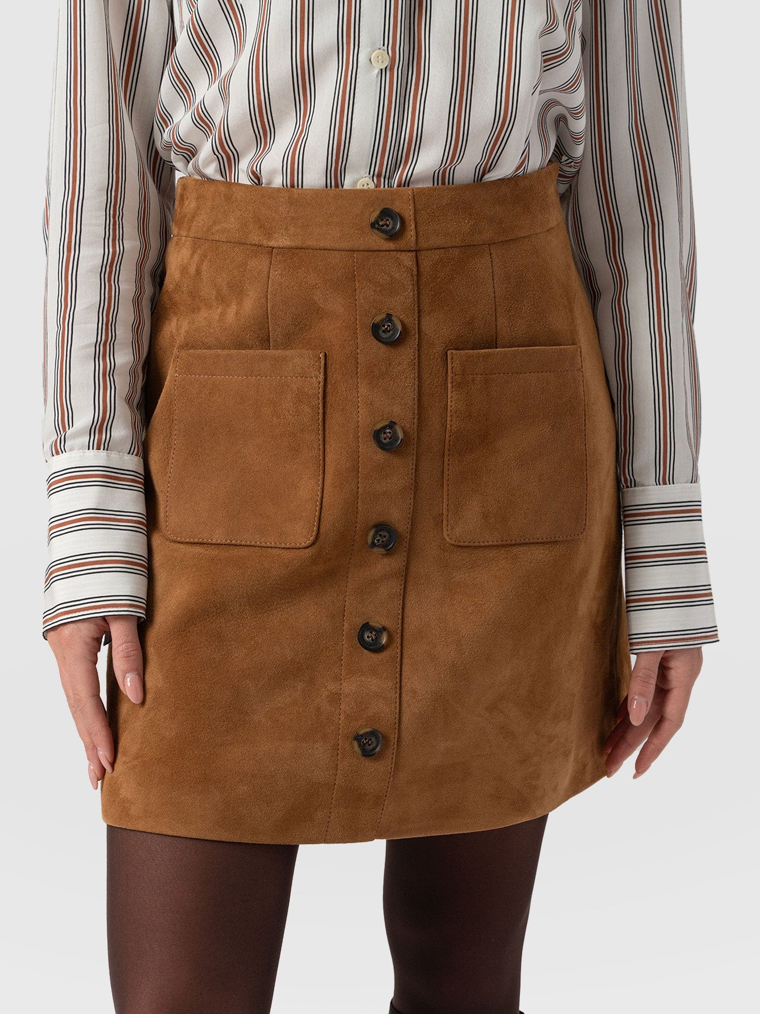 Luther Suede Mini Skirt - Camel  - Women's Skirts | Saint + Sofia® EU