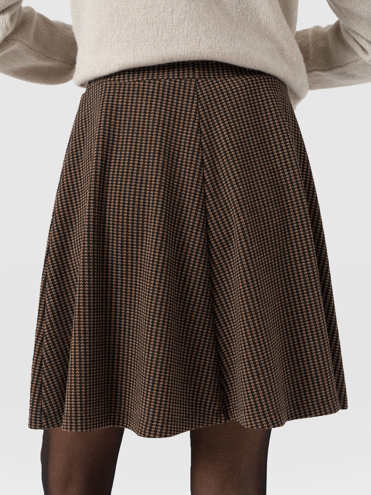 Macie Mini Skirt - Brown Mini Houndstooth - Women's Shorts | Saint + Sofia® EU