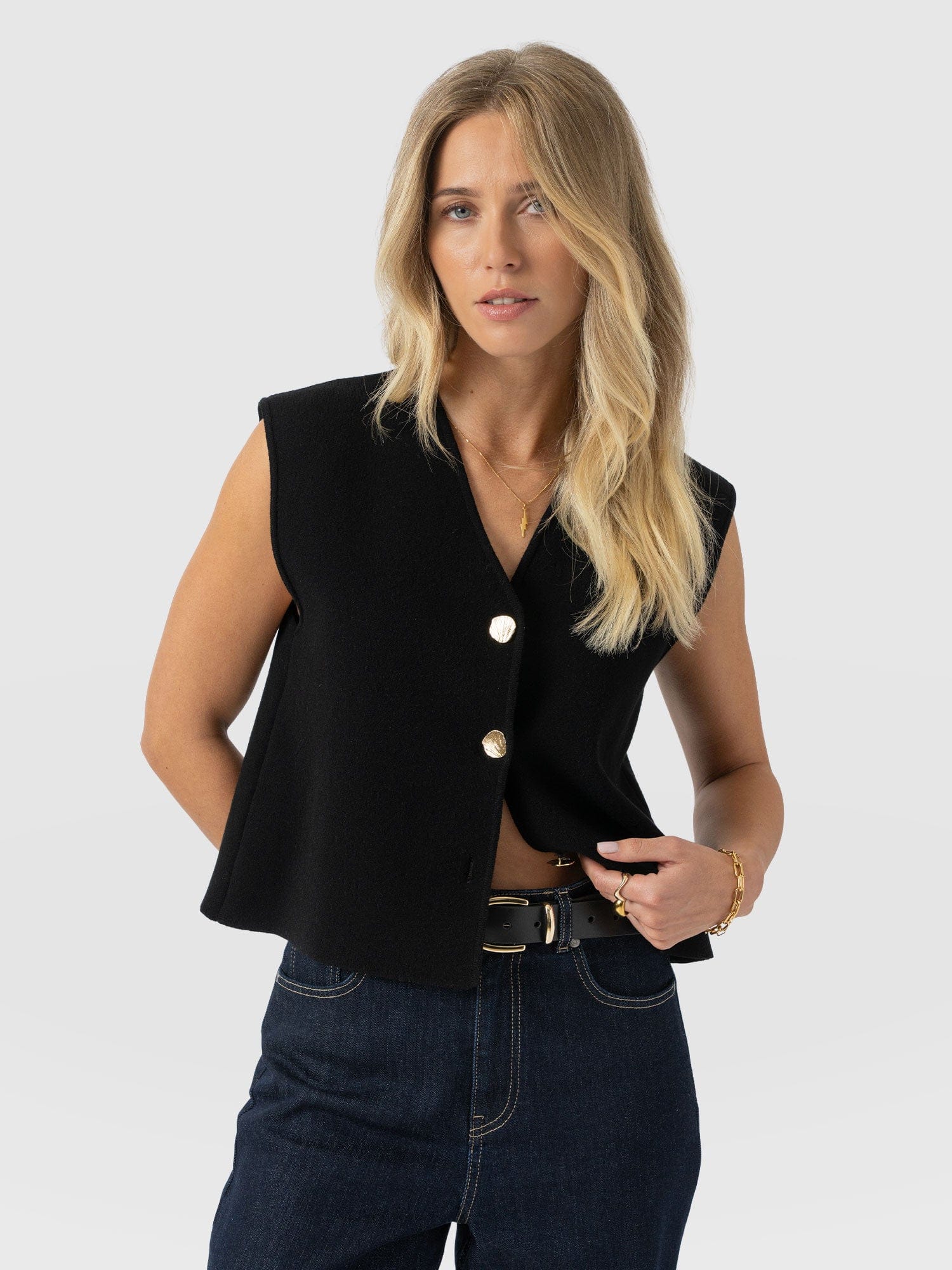 Maeva Knit Waistcoat - Black - Women's Jumpers | Saint + Sofia® EU