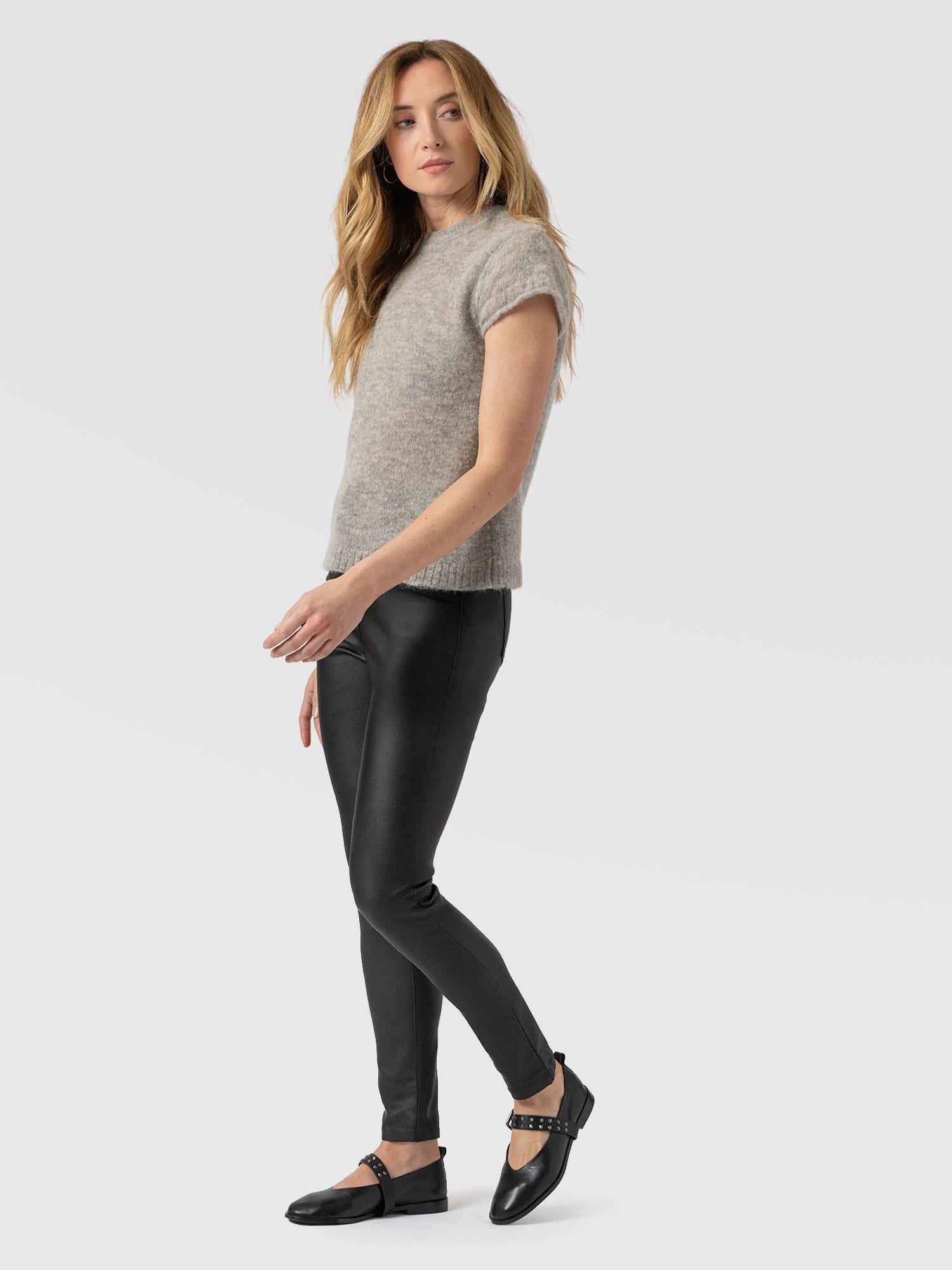 Maeva Skinny Pant Black Coated - Women's Trousers | Saint + Sofia® EU