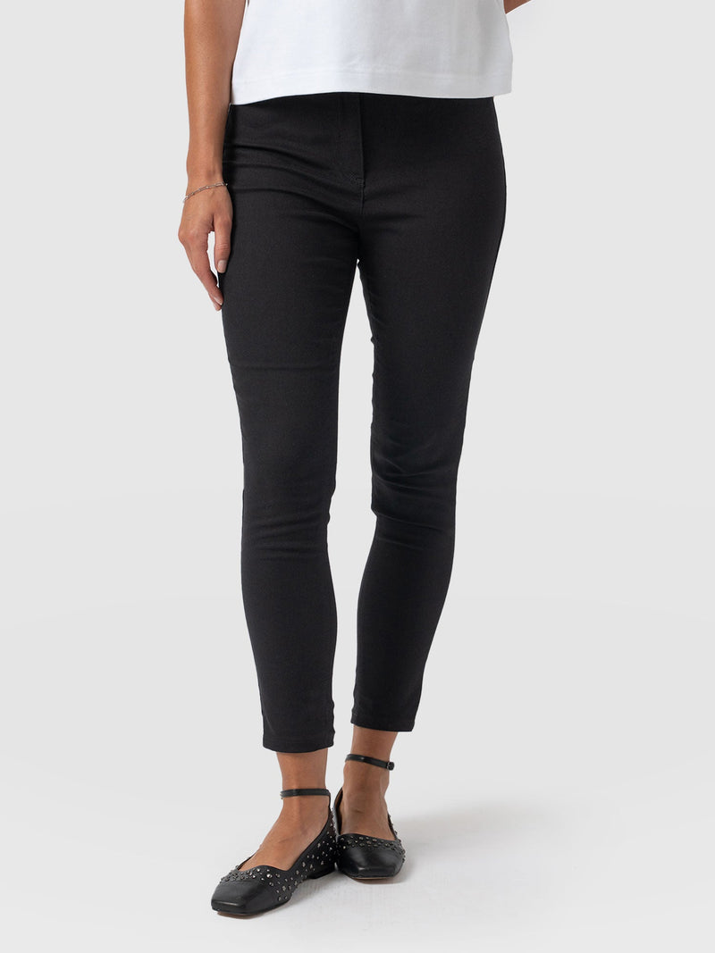 Maeva Skinny Pant Black - Women's Trousers | Saint + Sofia® EU