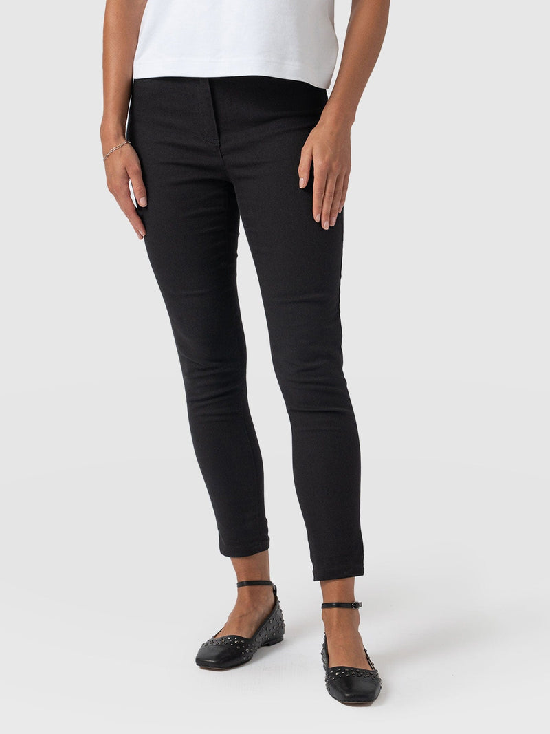 Maeva Skinny Pant Black - Women's Trousers | Saint + Sofia® EU