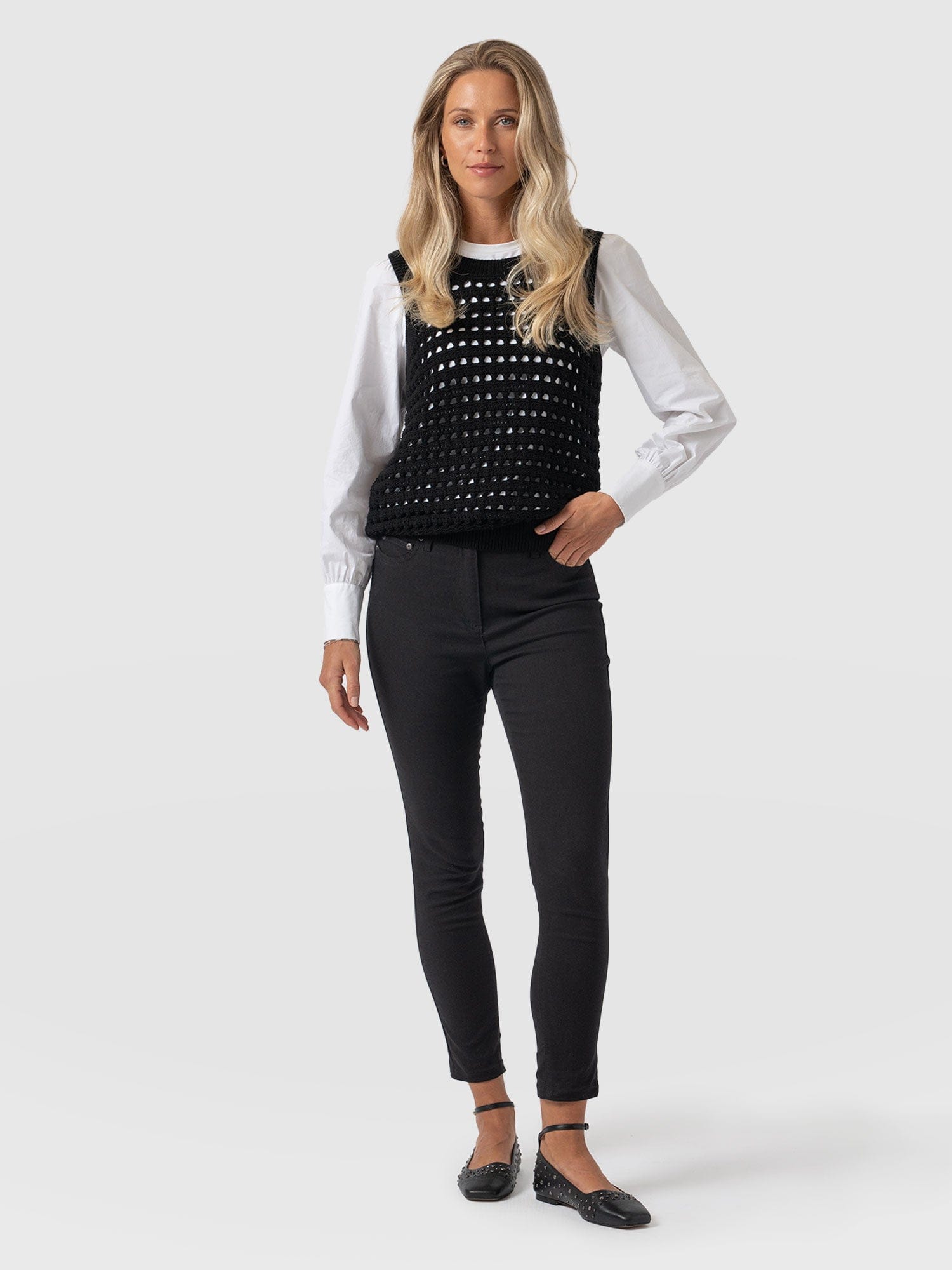 Maeva Skinny Pant Black - Women's Trousers | Saint + Sofia® EU