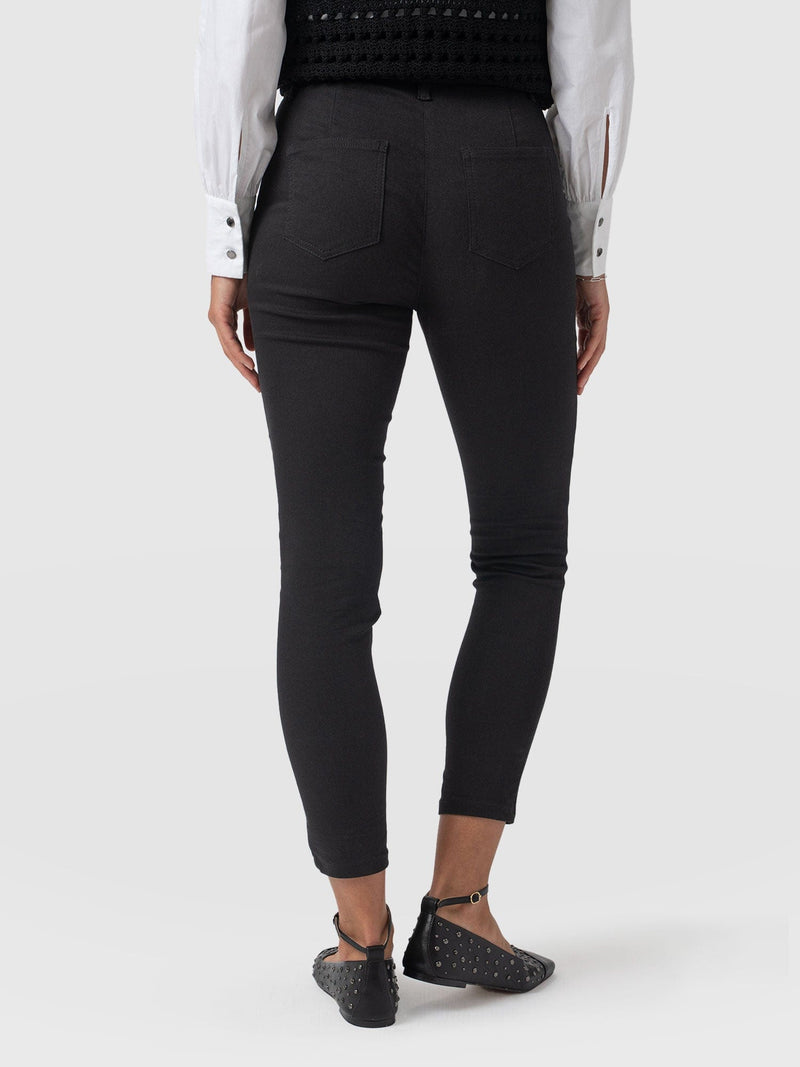 Maeva Skinny Pant Black - Women's Trousers | Saint + Sofia® EU