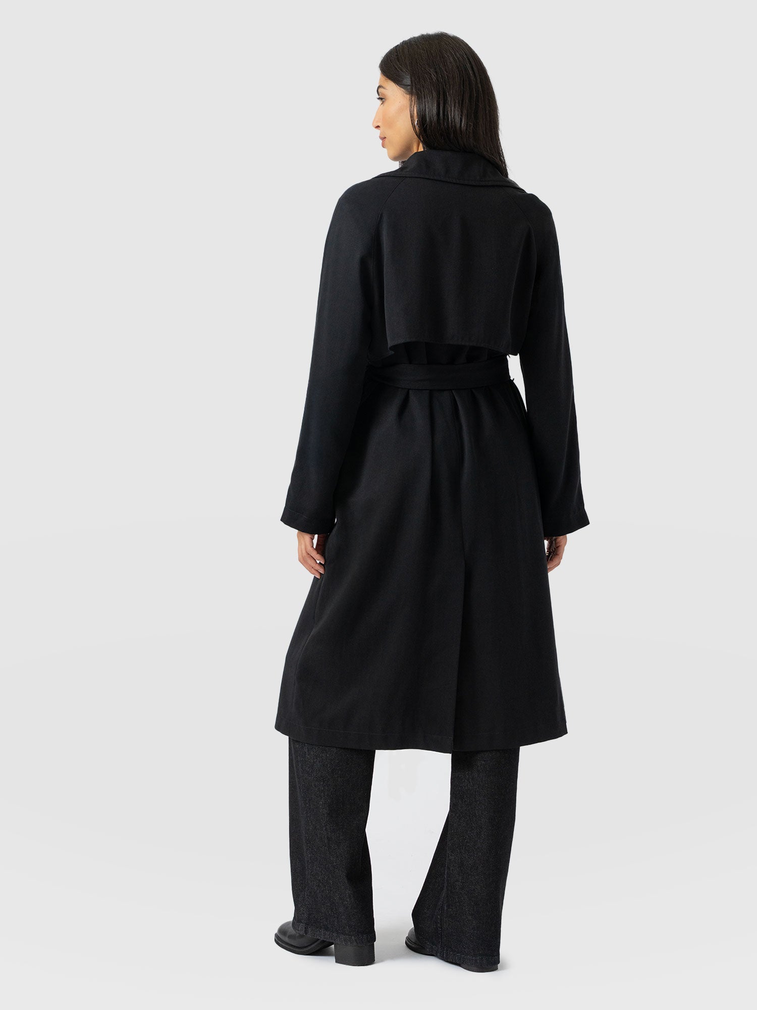 Marion Double Breasted Trench Black - Women's Overcoats | Saint + Sofia® EU