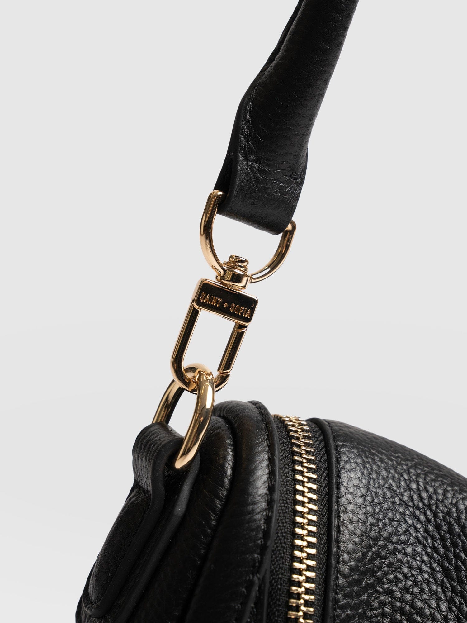 Marlowe Messenger Bag - Black - Women's Handbags | Saint + Sofia® EU