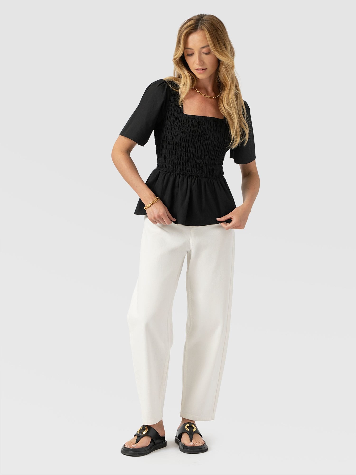 Maya Shirring Peplum Top - Black - Women's T-shirts | Saint + Sofia® EU