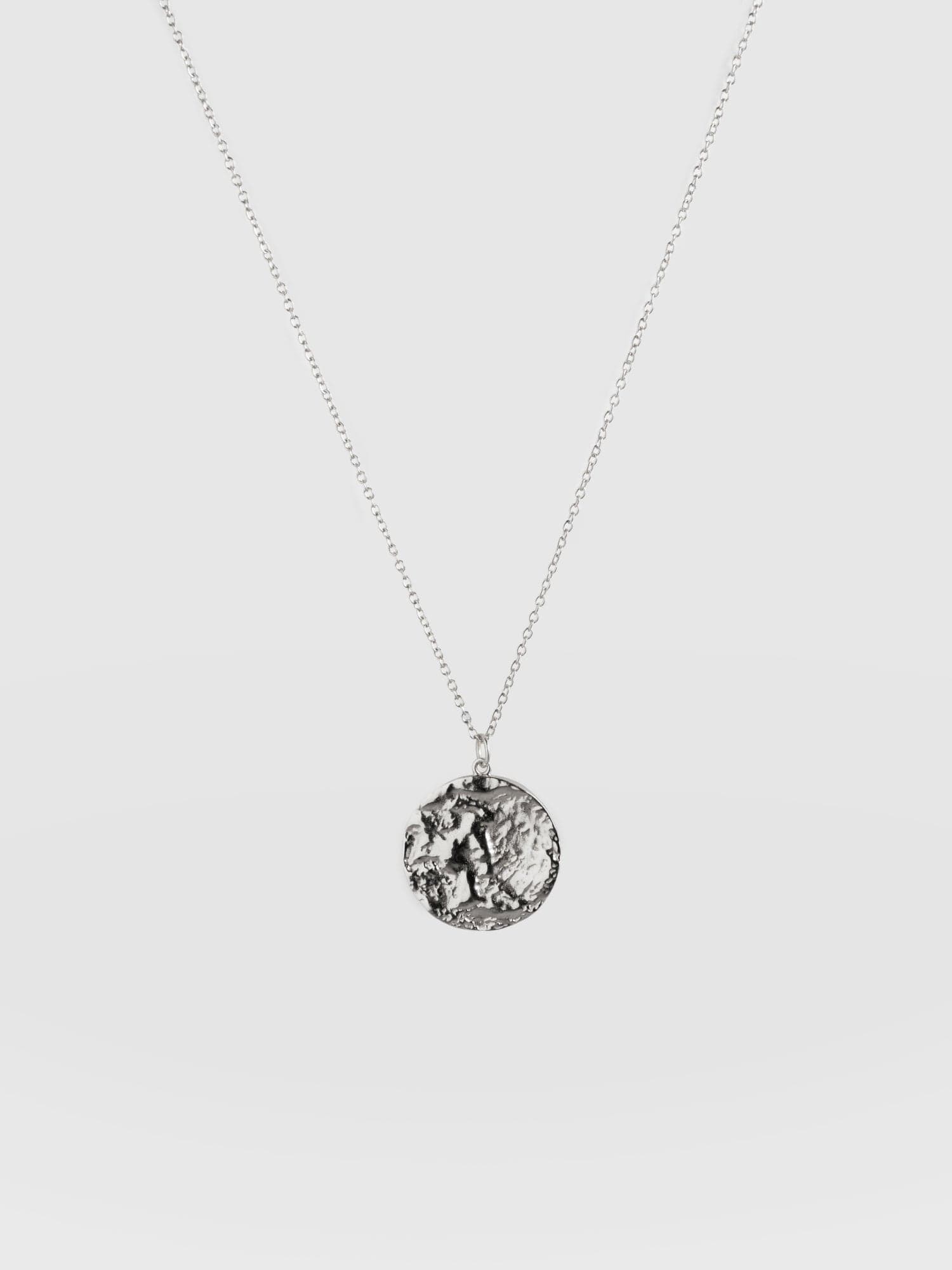 Molten Disc Charm Necklace Silver - Women's Jewellery | Saint + Sofia® EU