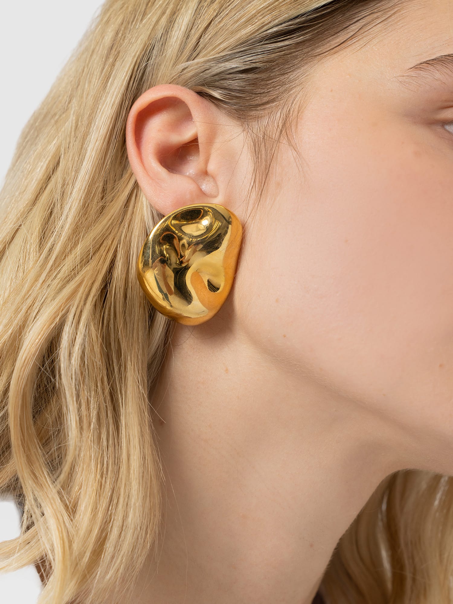 Mottled Stud Earrings - Gold - Women's Jewellers | Saint and Sofia® EU