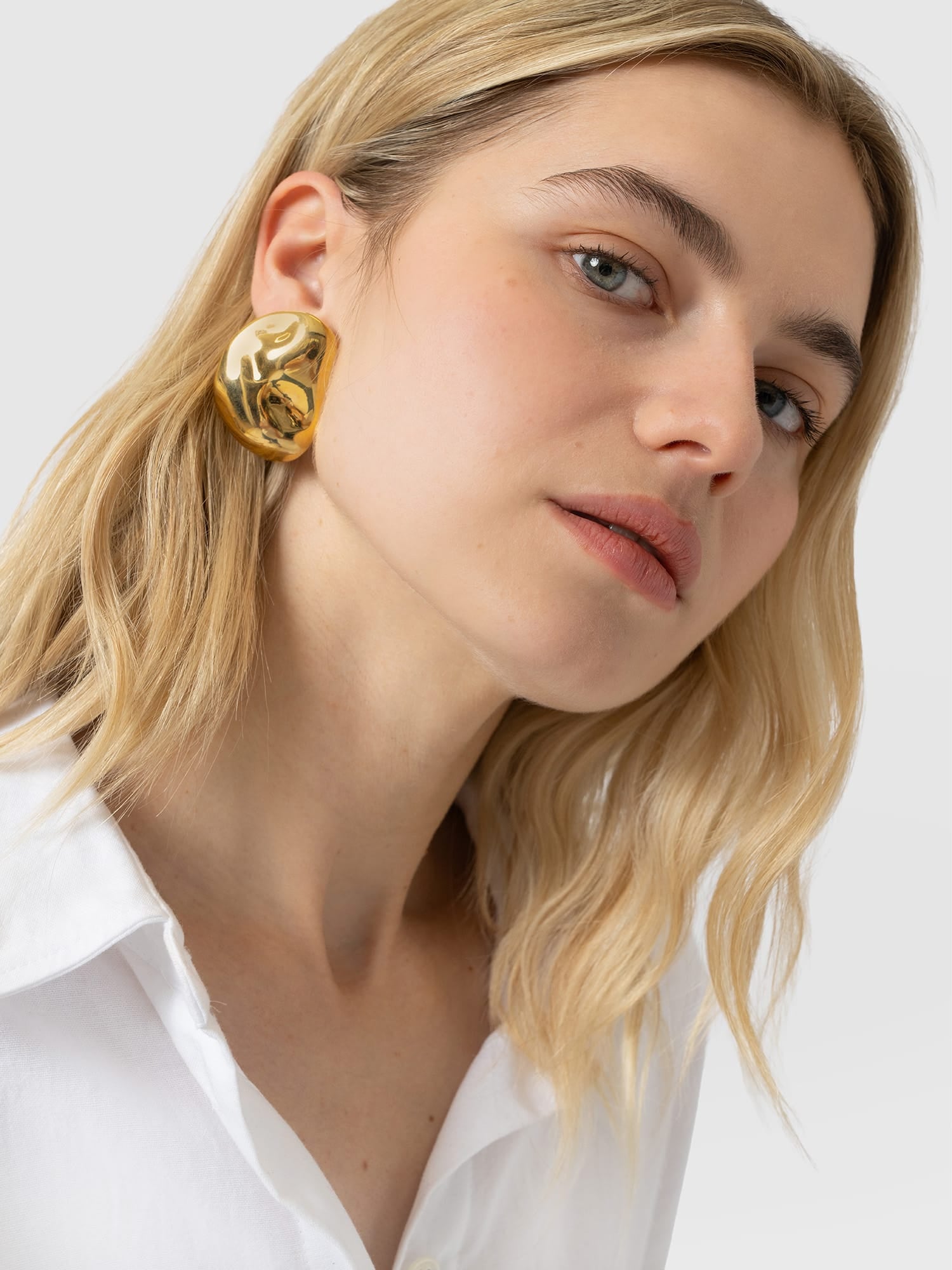 Mottled Stud Earrings - Gold - Women's Jewellers | Saint and Sofia® EU