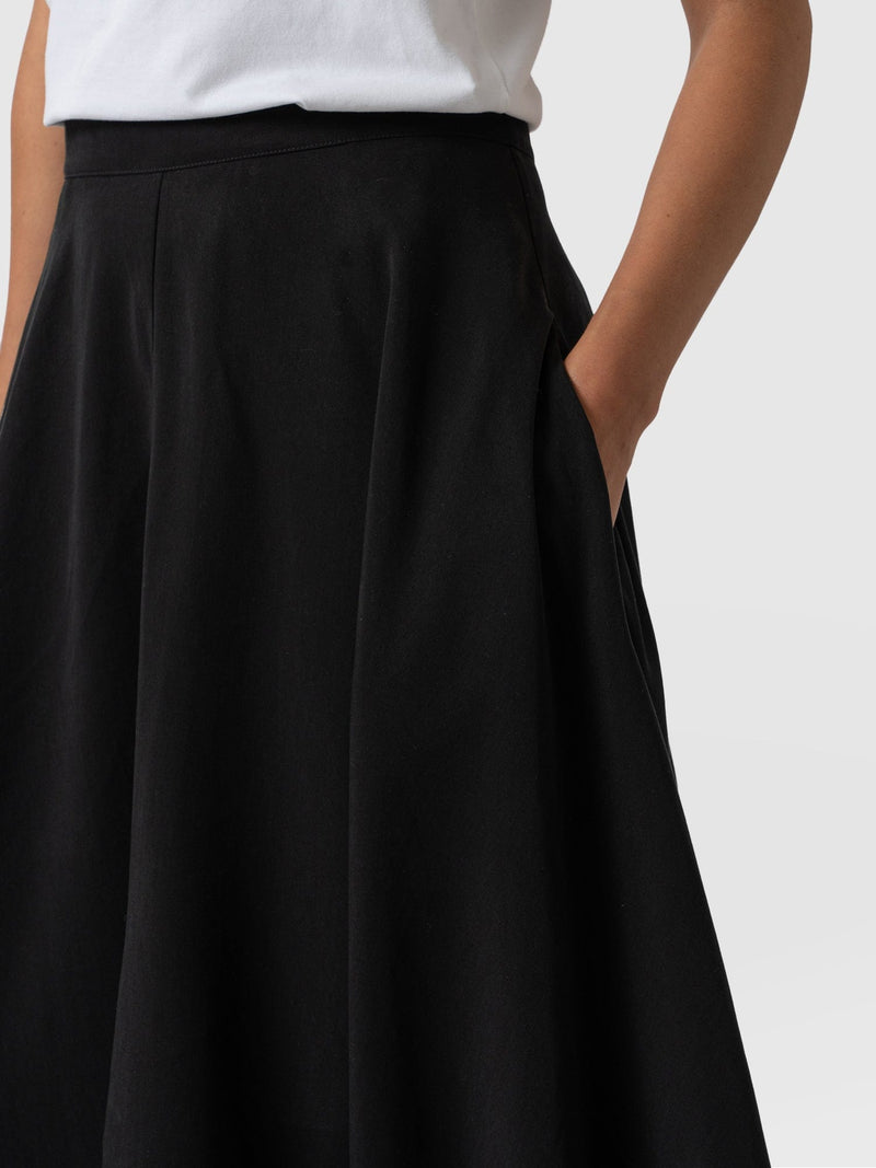 Noho Skirt Black - Women's Skirts | Saint + Sofia® EU