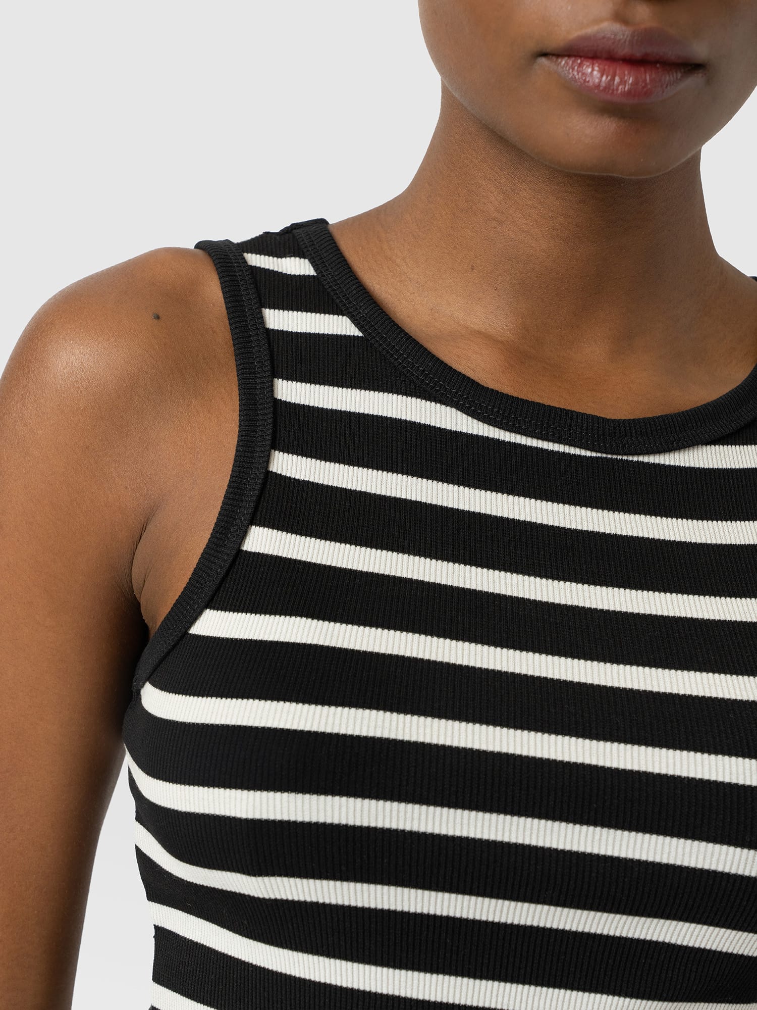Nova Racer Vest - Black & White Stripe - Women's T-shirts | Saint and Sofia® EU