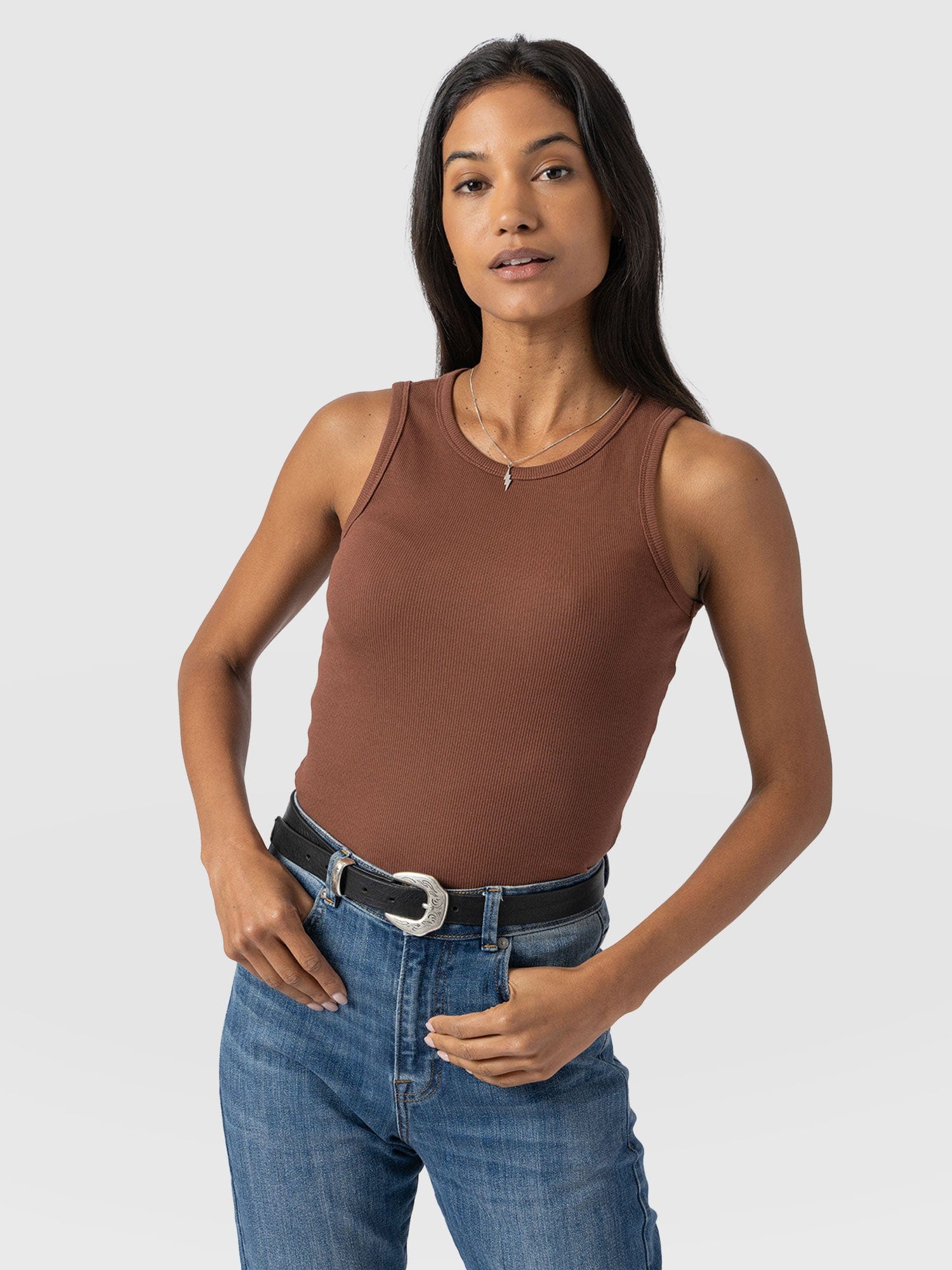 Nova Racer Vest - Russet Brown - Women's Vests | Saint + Sofia® EU