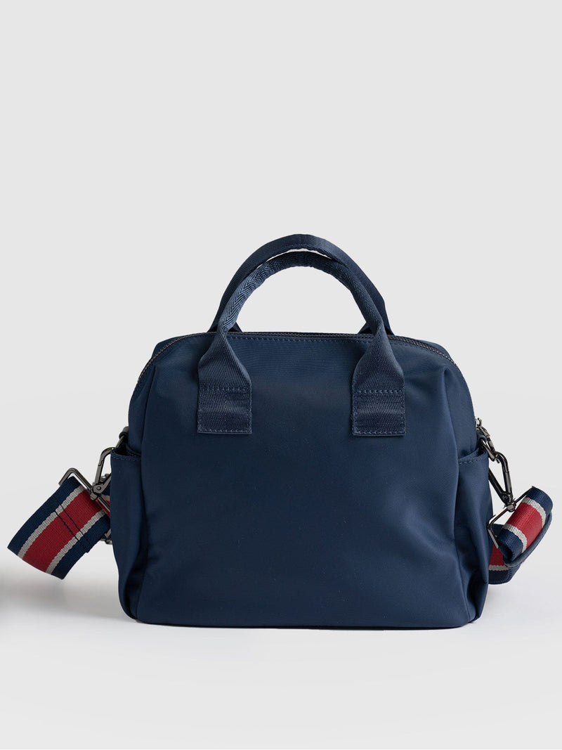 Nylon Noho Bag Navy - Women's Leather Bags | Saint + Sofia® EU