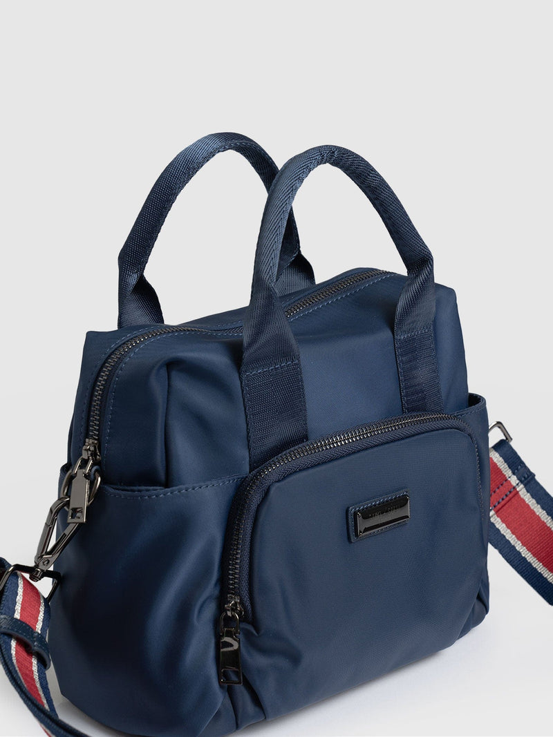 Nylon Noho Bag Navy - Women's Leather Bags | Saint + Sofia® EU