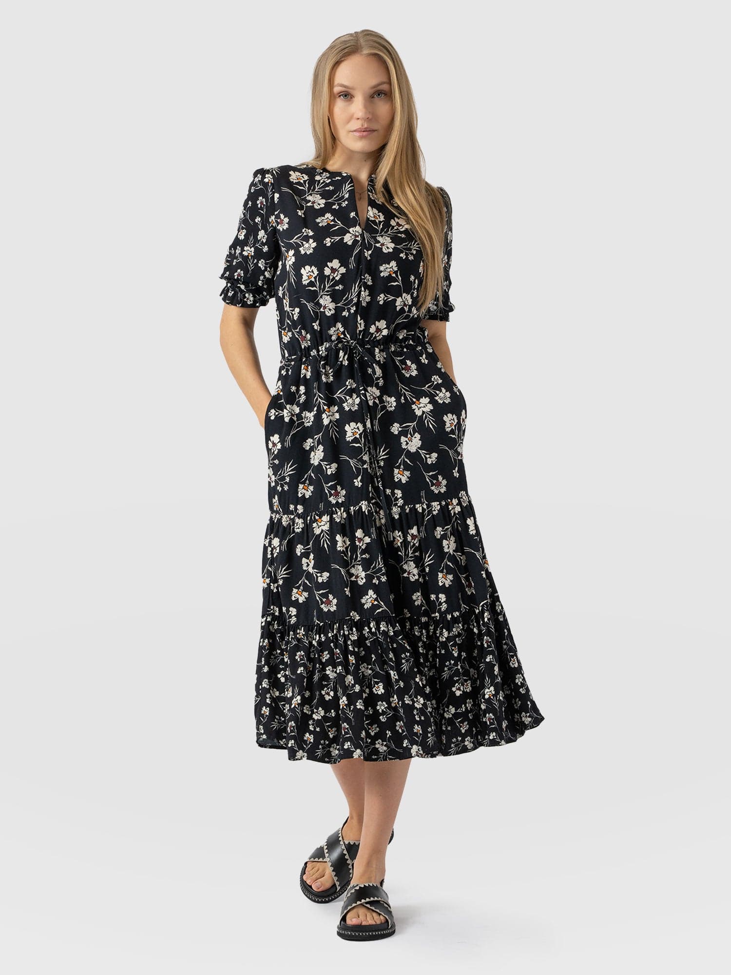 Olivia Zip Up Short Sleeve Dress - Black Spring Floral - Women's Dresss | Saint + Sofia® EU