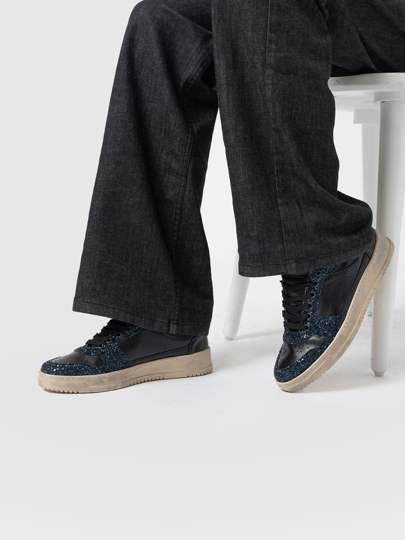 Onyx Trainer - Black/Navy - Women's Shoes | Saint + Sofia? EU