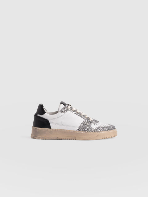 Onyx Trainer - White/Black - Women's Shoes | Saint + Sofia? EU