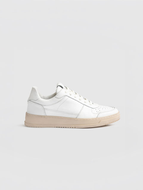 Onyx Trainer - White - Women's Shoes | Saint and Sofia® EU