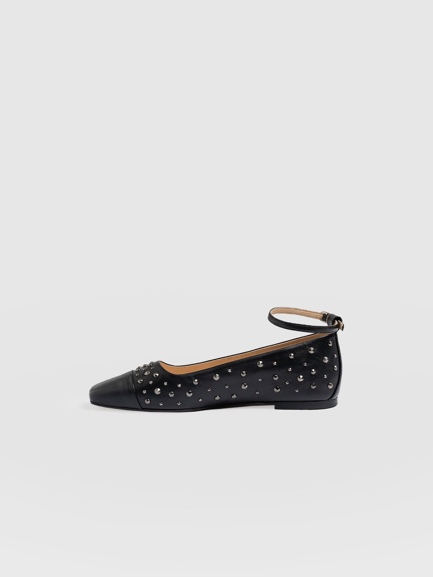 Ophelia Leather Ballerinas Black Studded - Women's Shoes | Saint + Sofia® EU