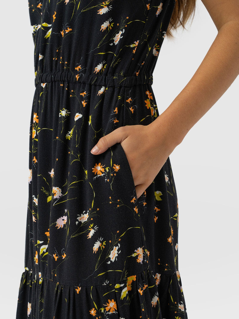 Orla Dress Black Floral - Women's Dresses | Saint + Sofia® EU