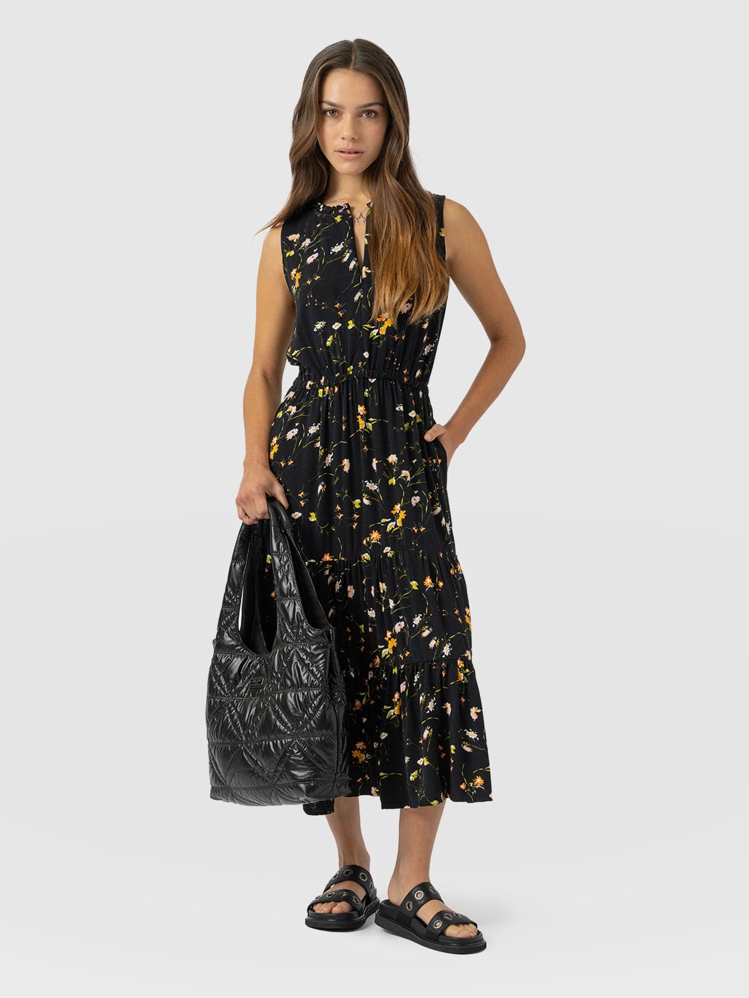 Orla Dress Black Floral - Women's Dresses | Saint + Sofia® EU