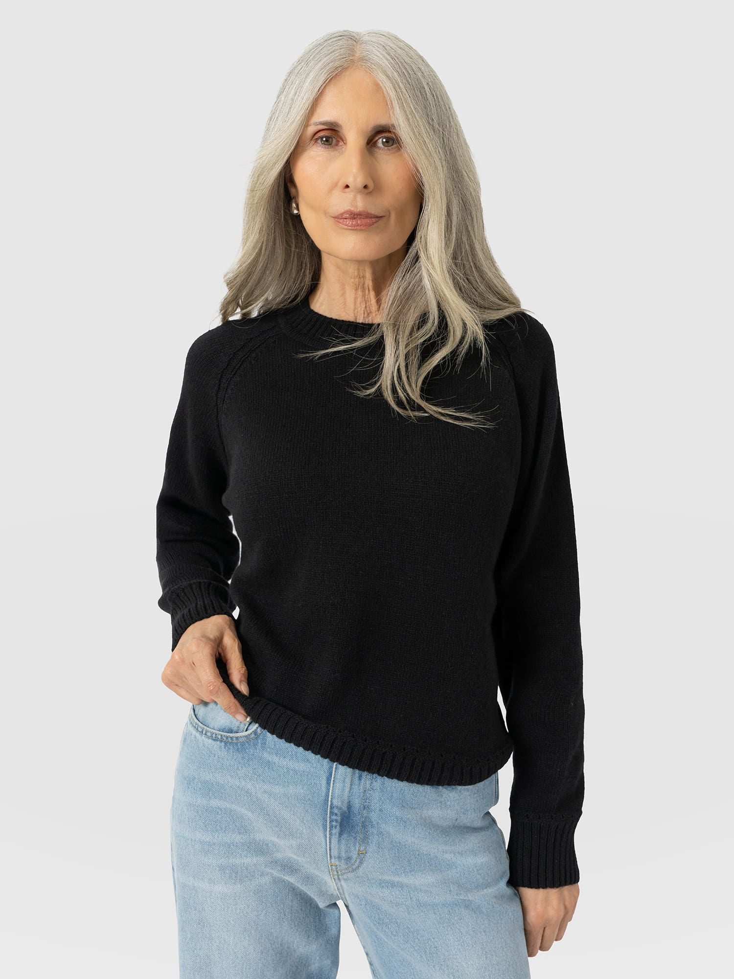 Oxford Cashmere Jumper - Black - Women's Jumpers | Saint and Sofia® EU