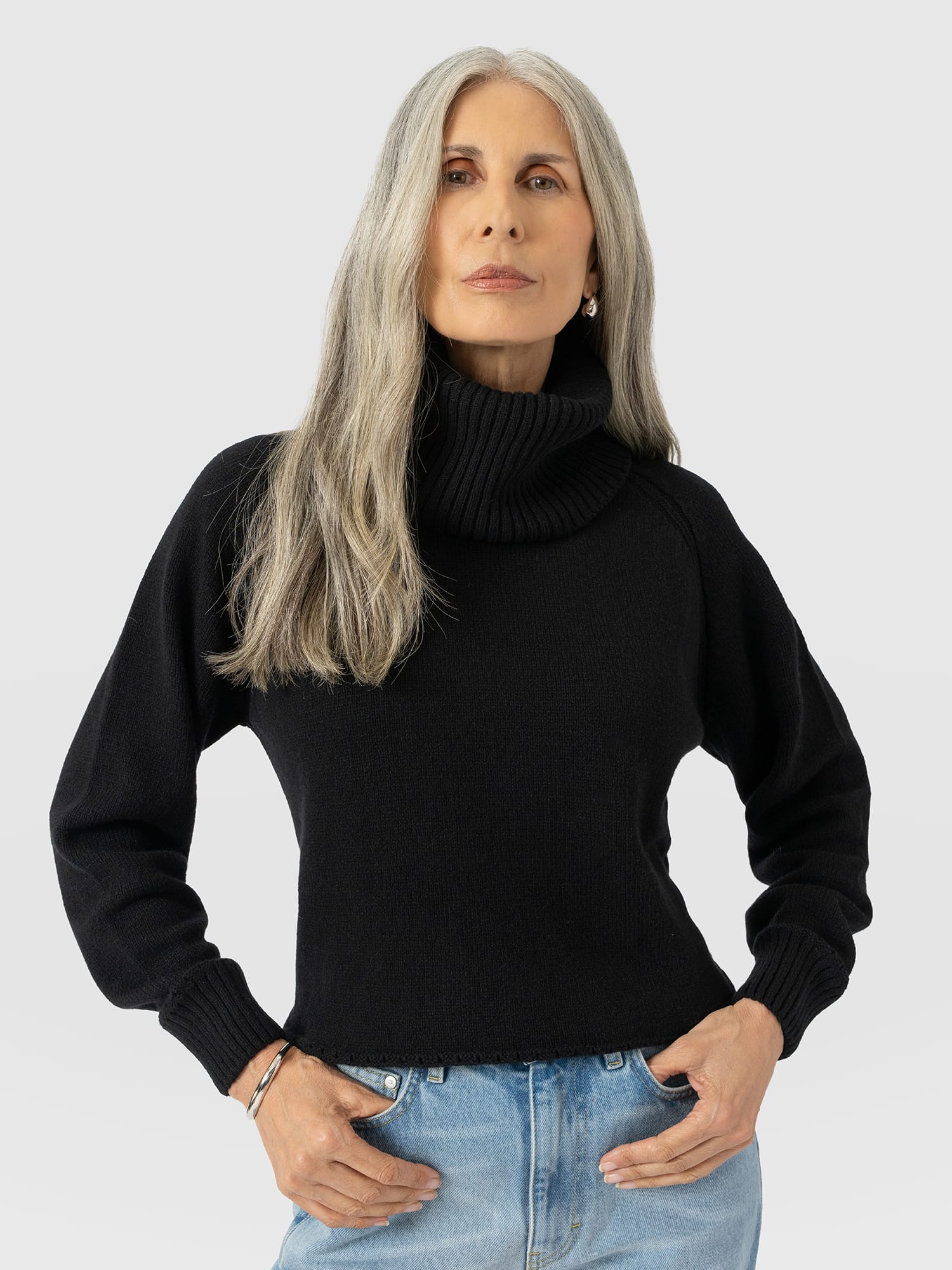 Oxford Cashmere Jumper - Black - Women's Jumpers | Saint and Sofia® EU