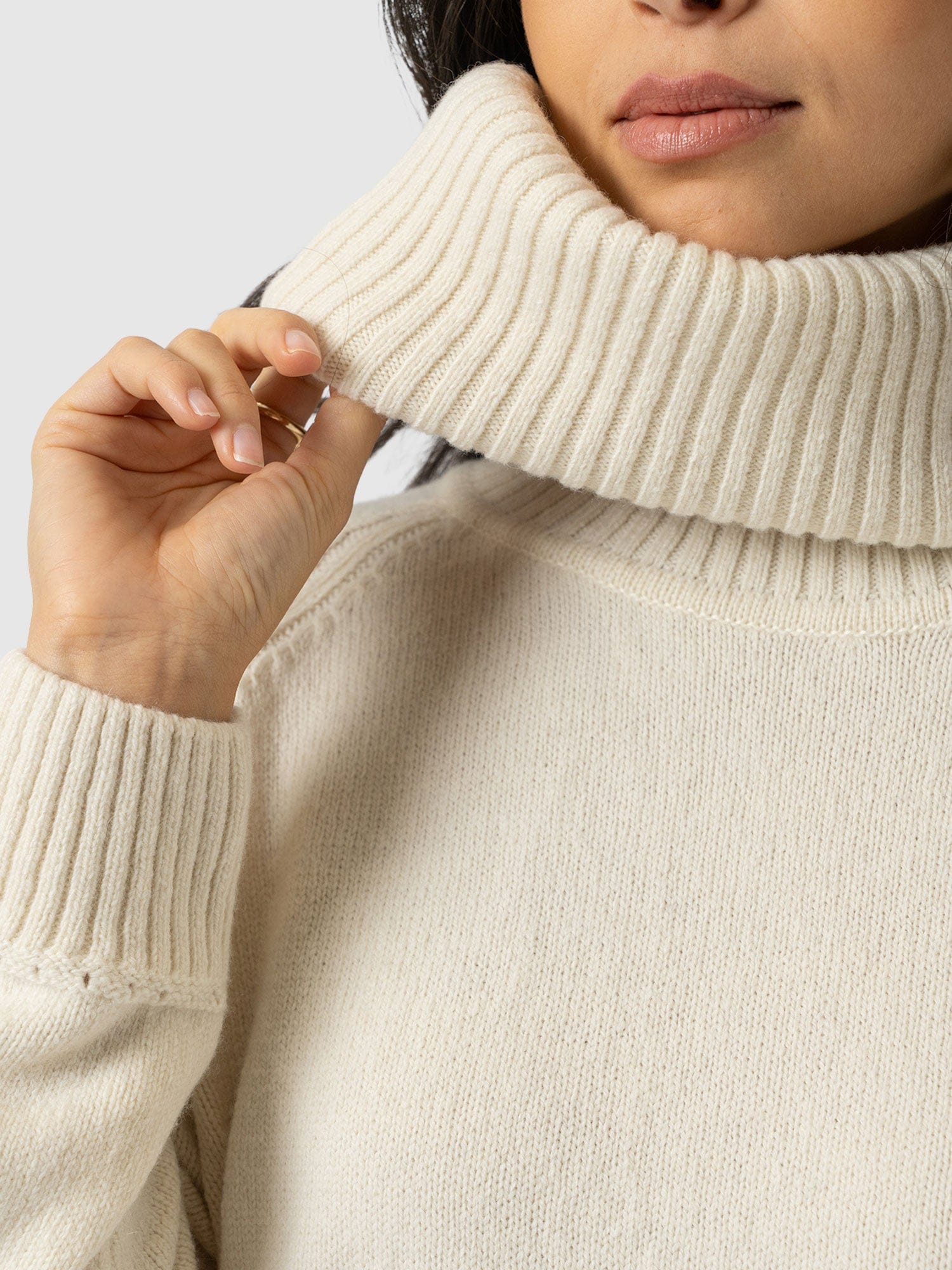 Oxford Cashmere Jumper - Cream - Women's Jumpers | Saint + Sofia® EU