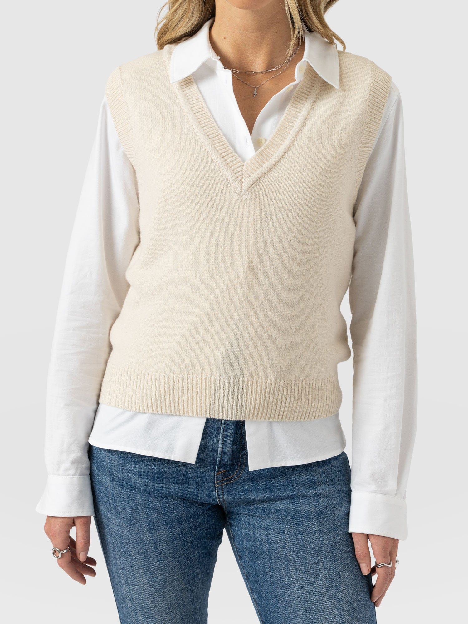 Oxford Cashmere V Neck Sleeveless Knit - Cream - Women's Jumpers | Saint + Sofia® EU