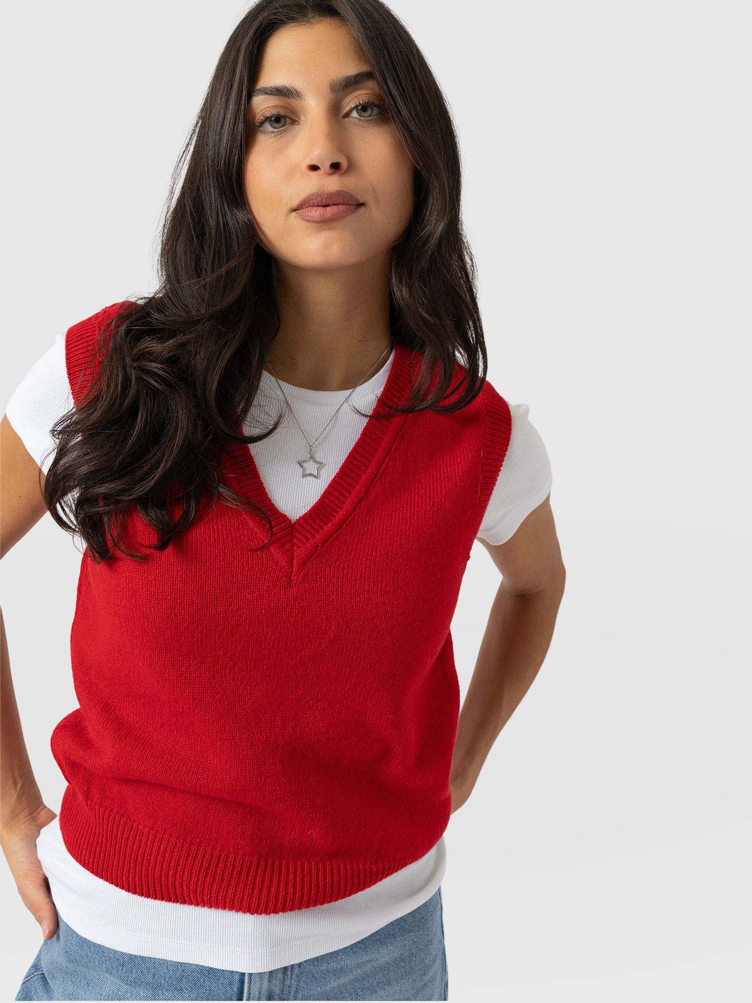 Oxford Cashmere V Neck Sleeveless Knit - Red - Women's Jumpers | Saint + Sofia® EU